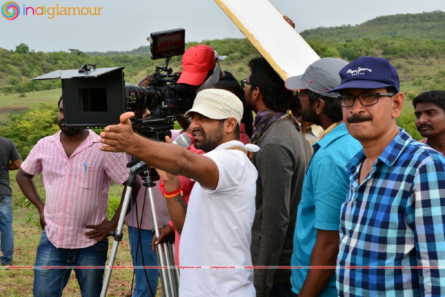 Speedunnodu Working Stills Event hd photo
