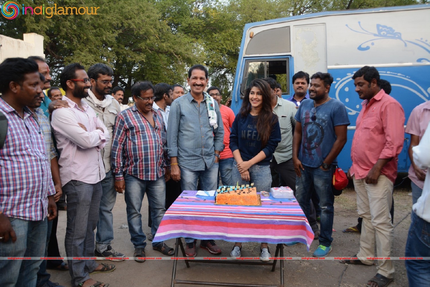 Speedunnodu Working Stills Event hd photo