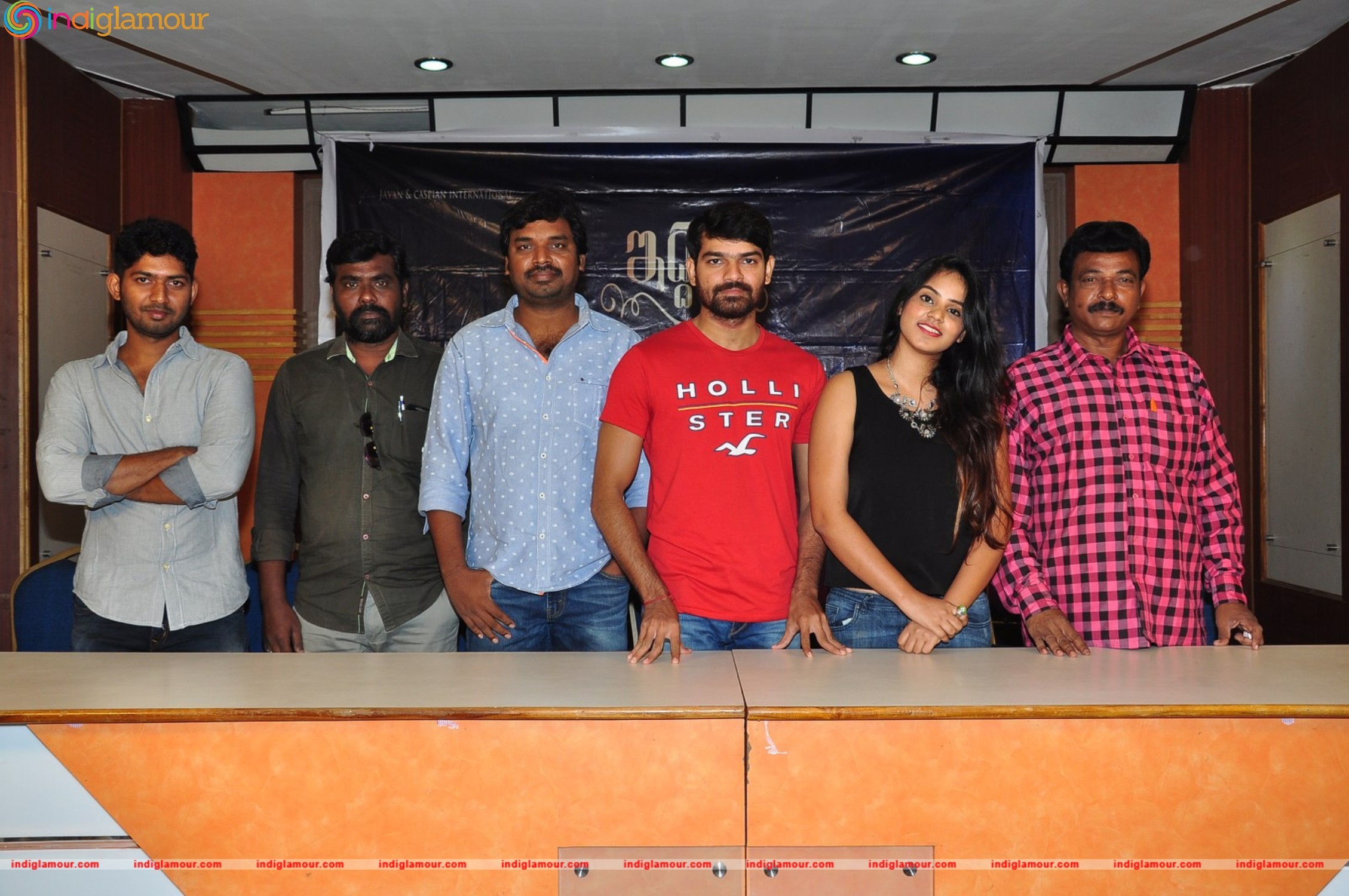 Iddaram Movie Press Meet Event hd photo