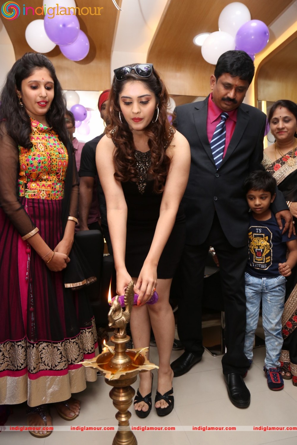 Launch of Naturals Franchise Salon at Gandhi Nagar Event hd photo