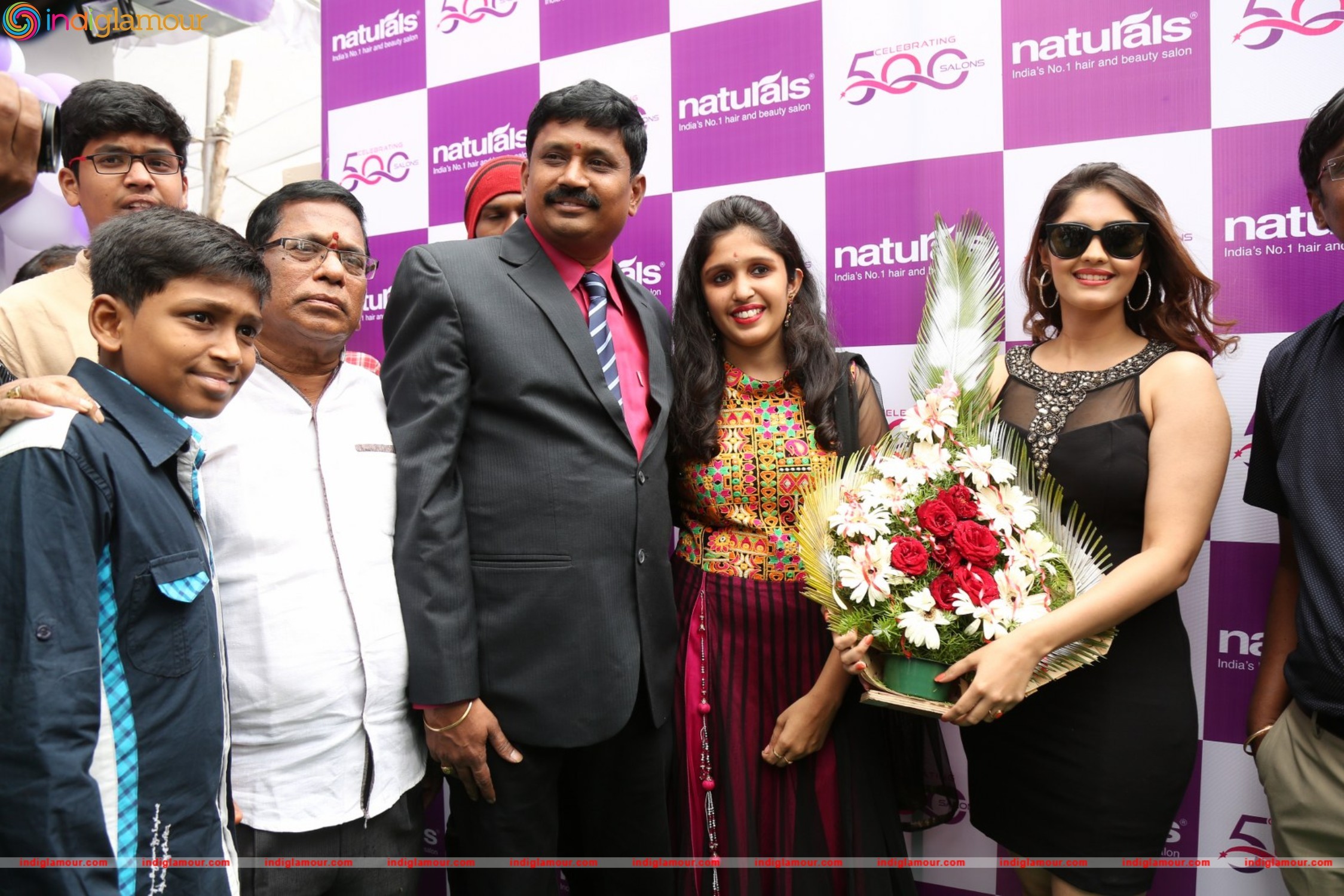 Launch of Naturals Franchise Salon at Gandhi Nagar Event hd photo