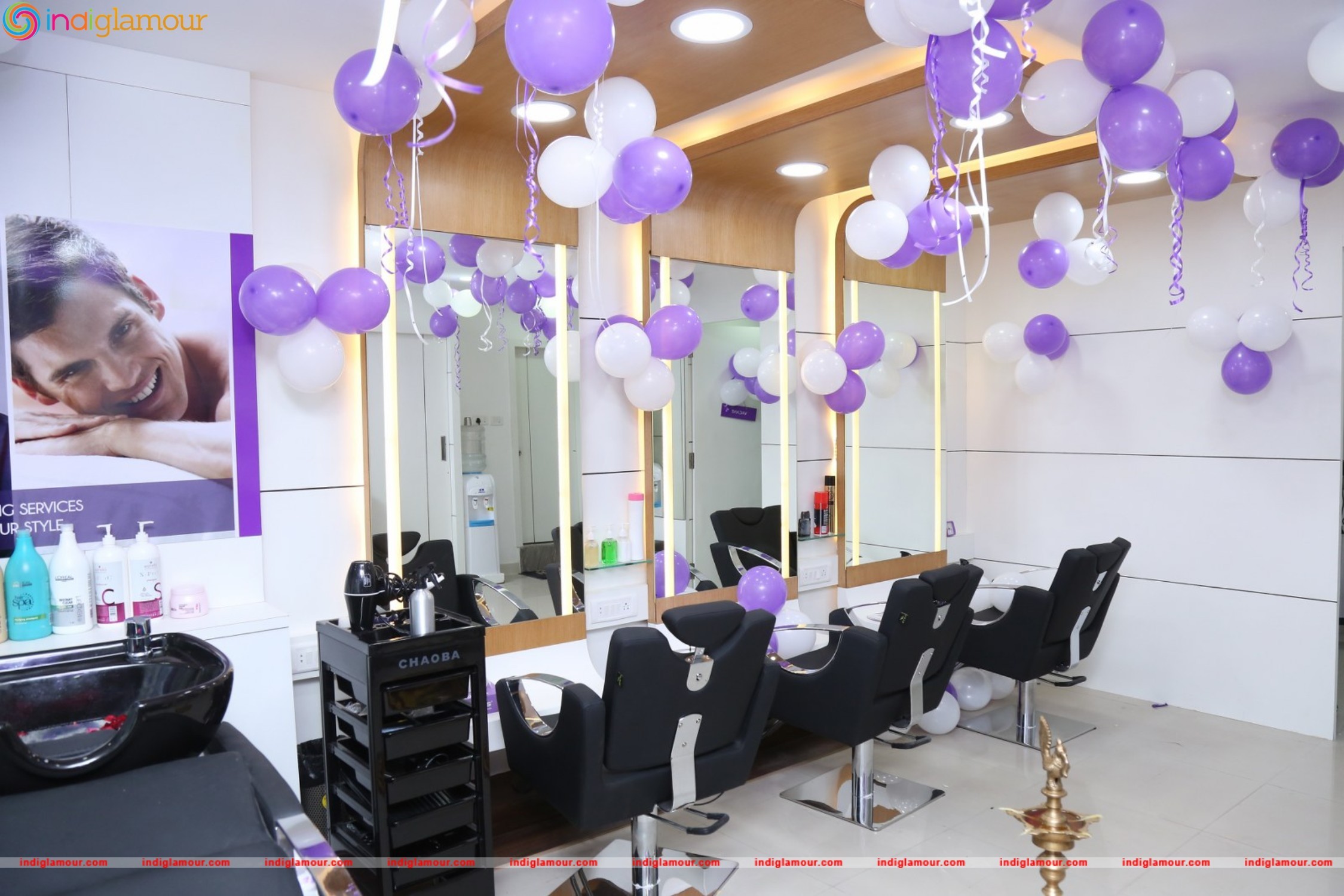 Launch of Naturals Franchise Salon at Gandhi Nagar Event hd photo