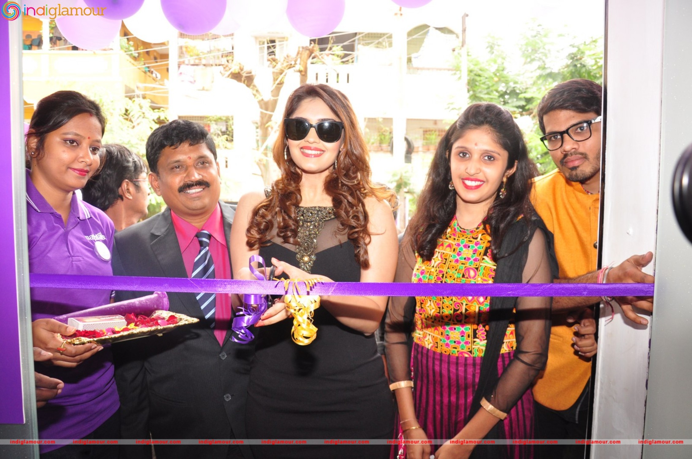 Launch of Naturals Franchise Salon at Gandhi Nagar Event hd photo