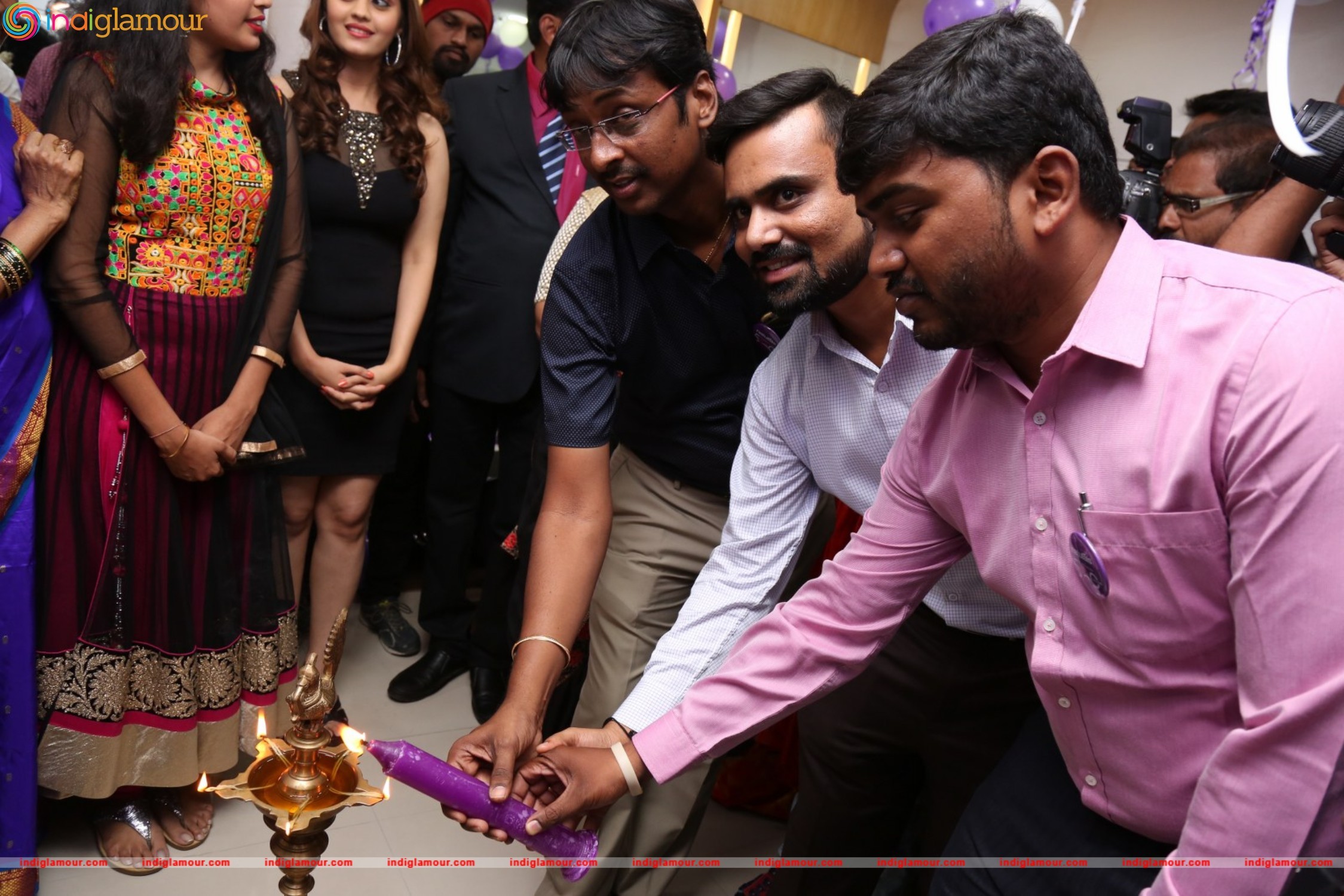 Launch of Naturals Franchise Salon at Gandhi Nagar Event hd photo