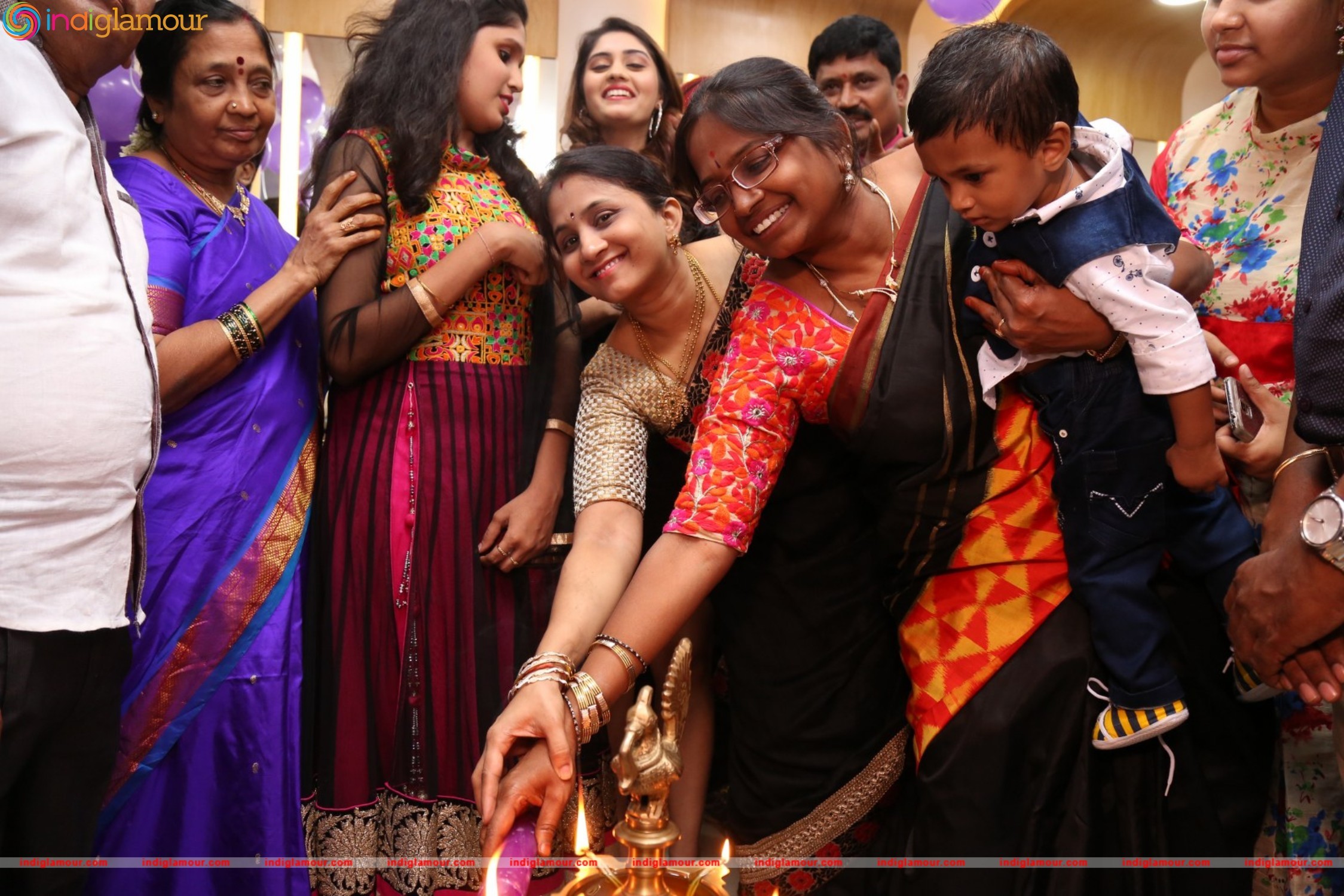 Launch of Naturals Franchise Salon at Gandhi Nagar Event hd photo