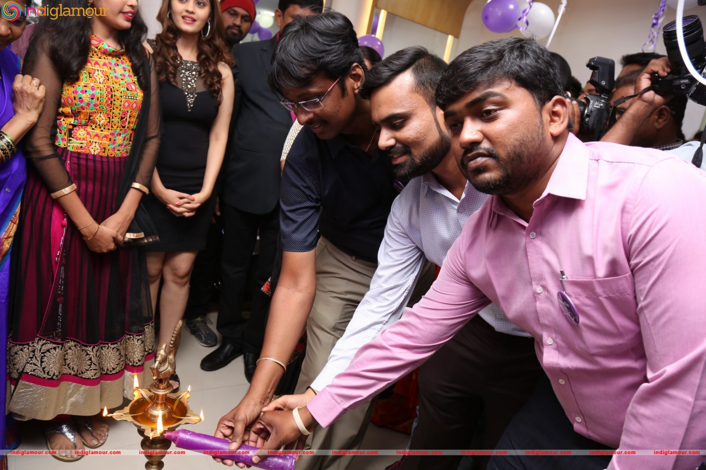 Launch of Naturals Franchise Salon at Gandhi Nagar Event hd photo