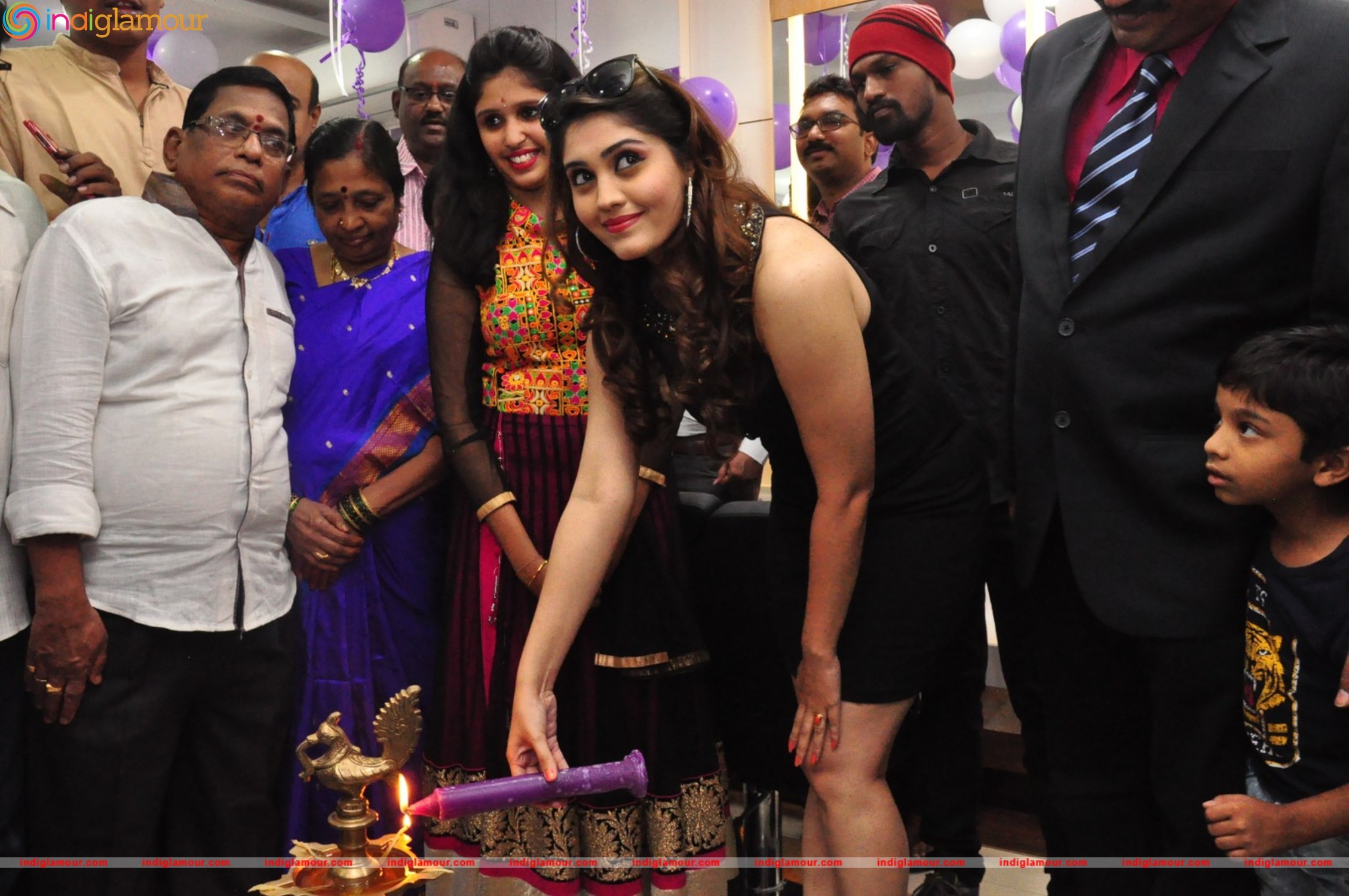 Launch of Naturals Franchise Salon at Gandhi Nagar Event hd photo