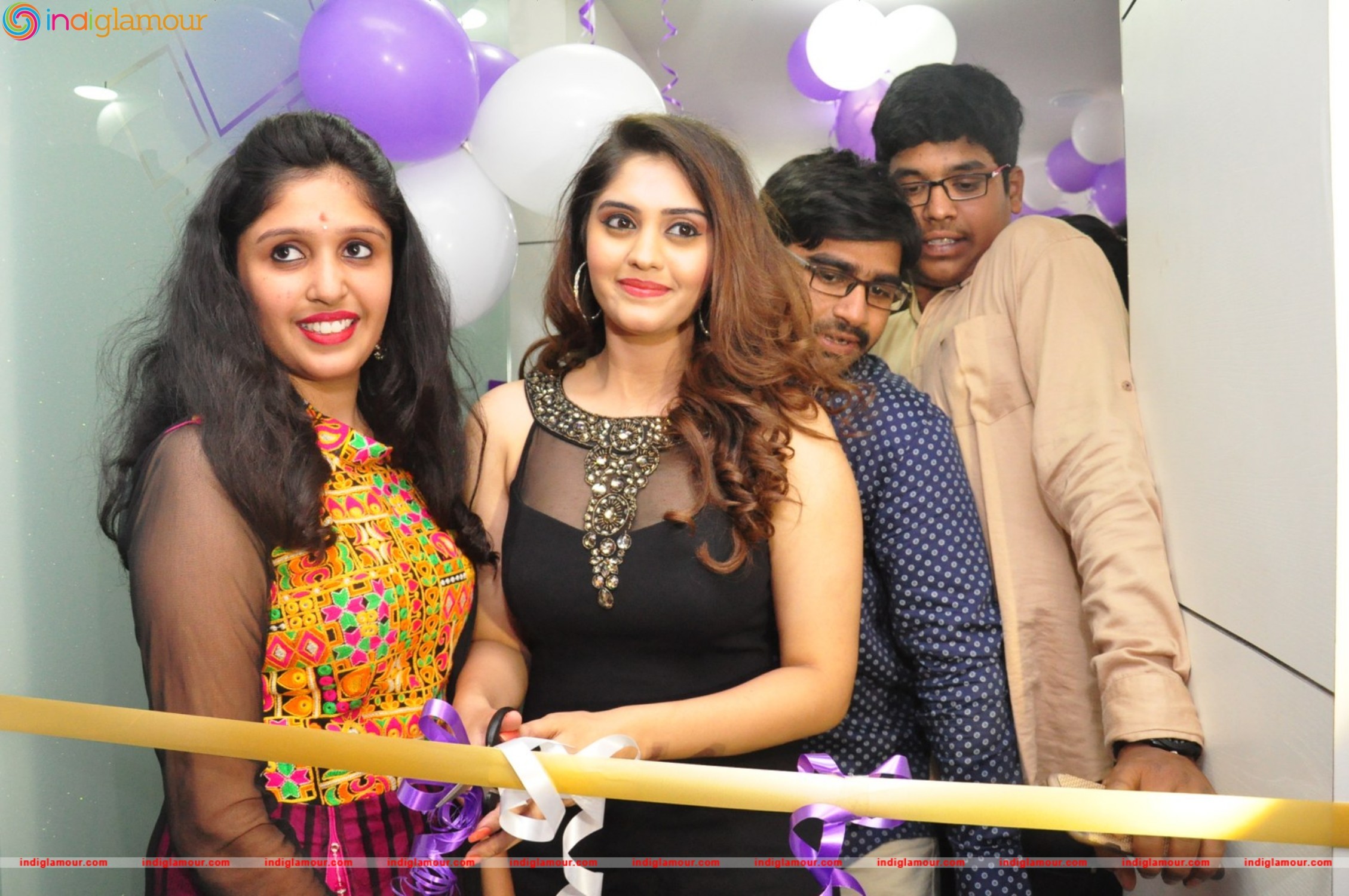 Launch of Naturals Franchise Salon at Gandhi Nagar Event hd photo