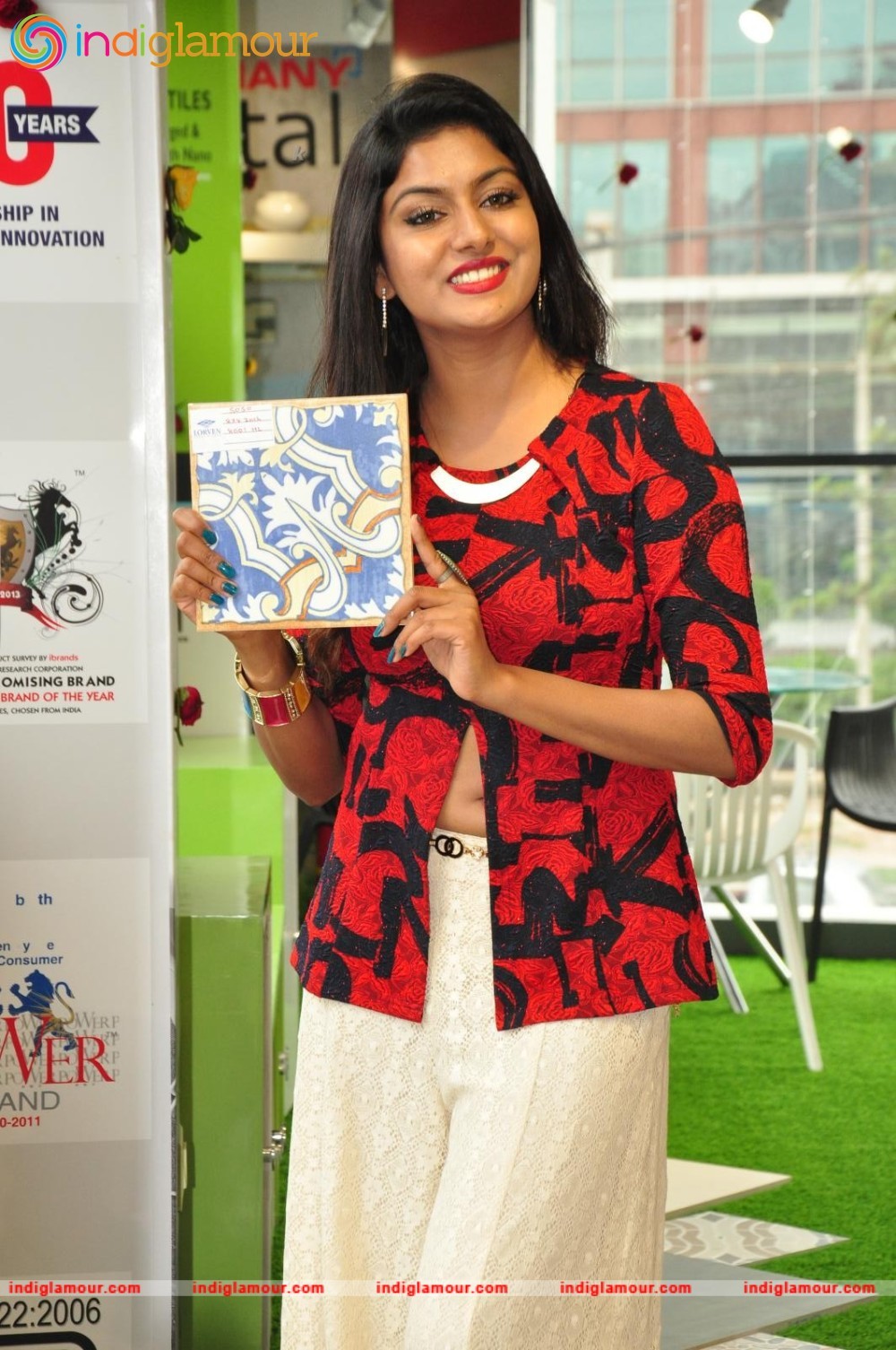 Actress Akshatha Bharadwaj Launched Lorven Tiles Event hd photo