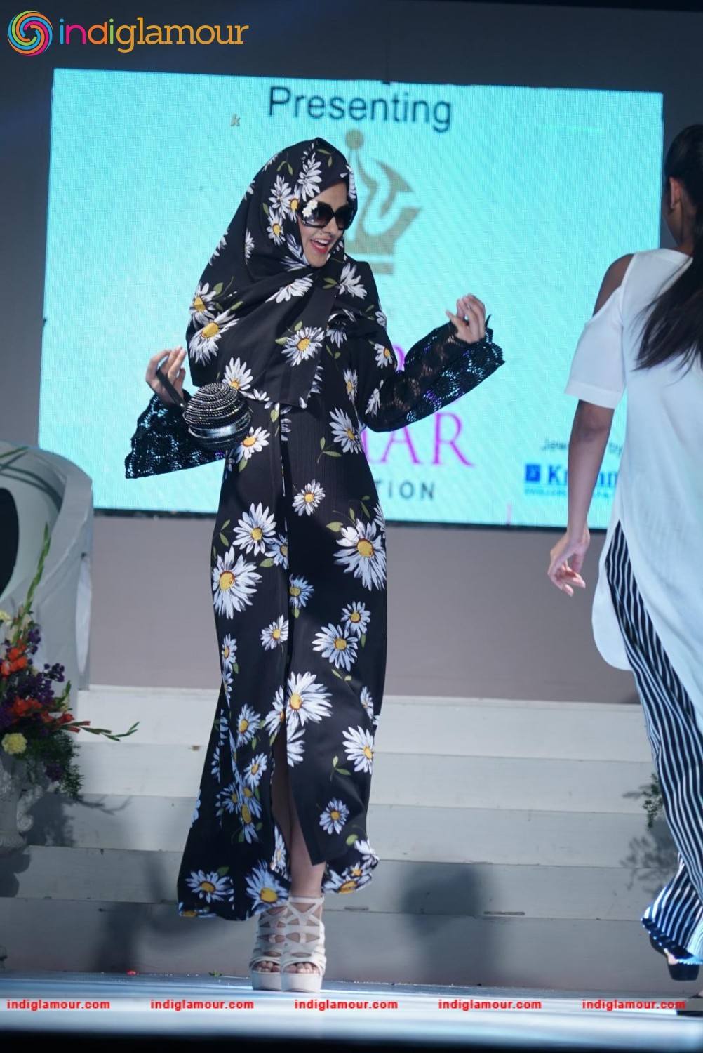 The Wedding Vow Fashion Show Event hd photo