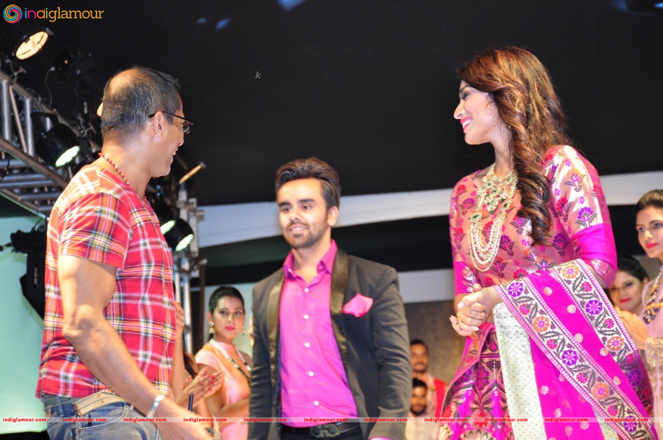 The Wedding Vow Fashion Show Event hd photo