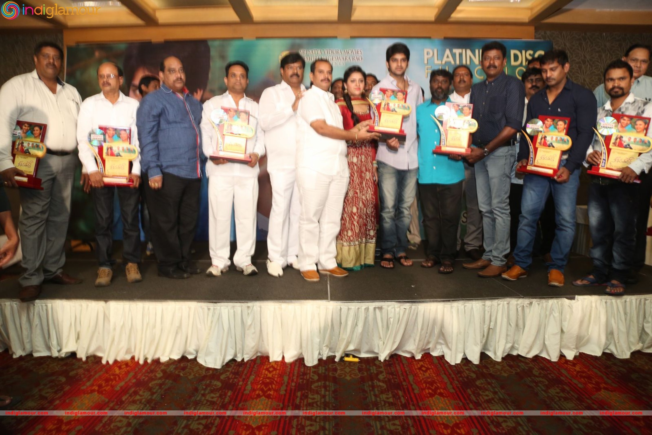 Nee Jathaleka Platinum Disc Function Event hd photo