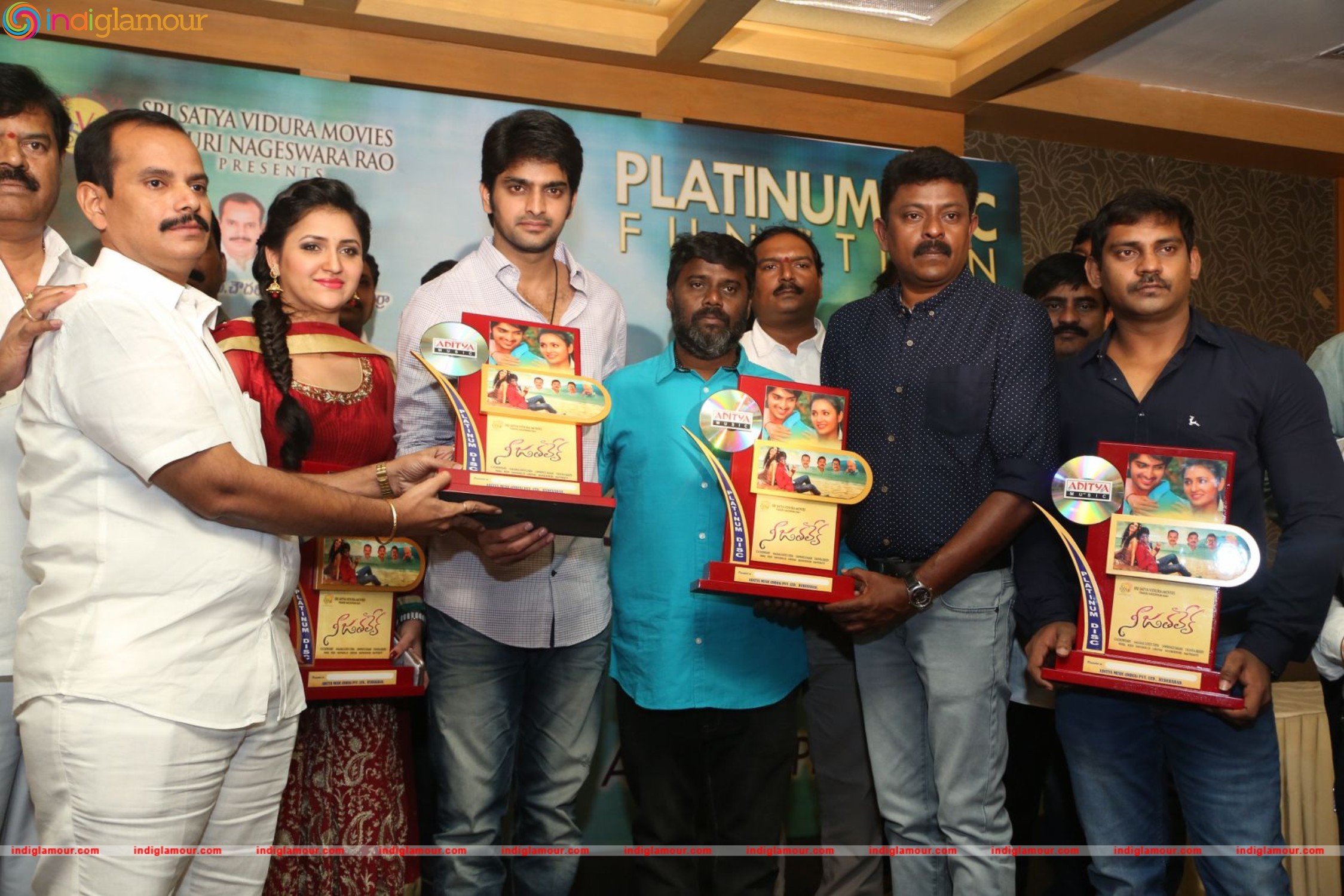 Nee Jathaleka Platinum Disc Function Event hd photo