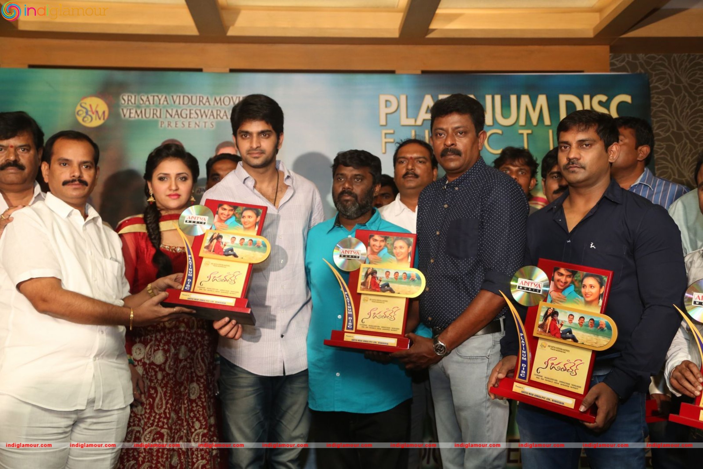 Nee Jathaleka Platinum Disc Function Event hd photo