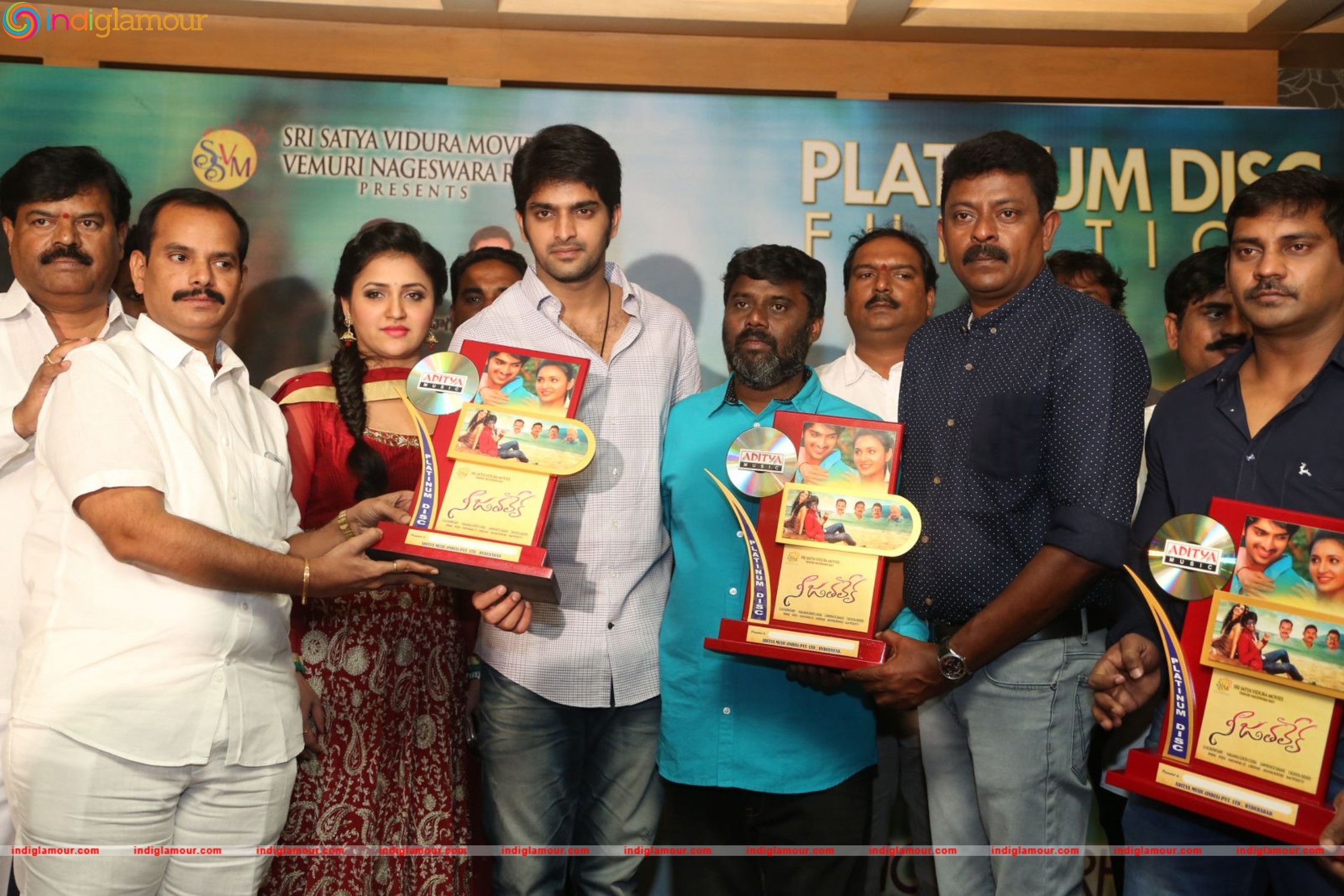 Nee Jathaleka Platinum Disc Function Event hd photo