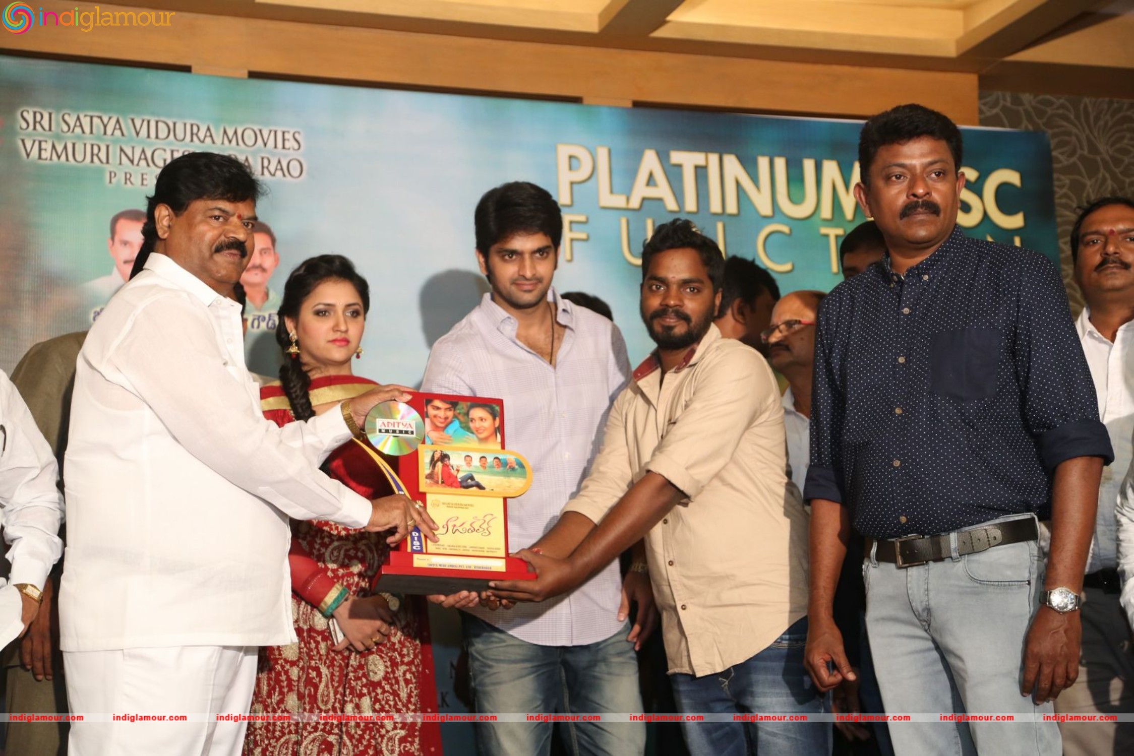 Nee Jathaleka Platinum Disc Function Event hd photo