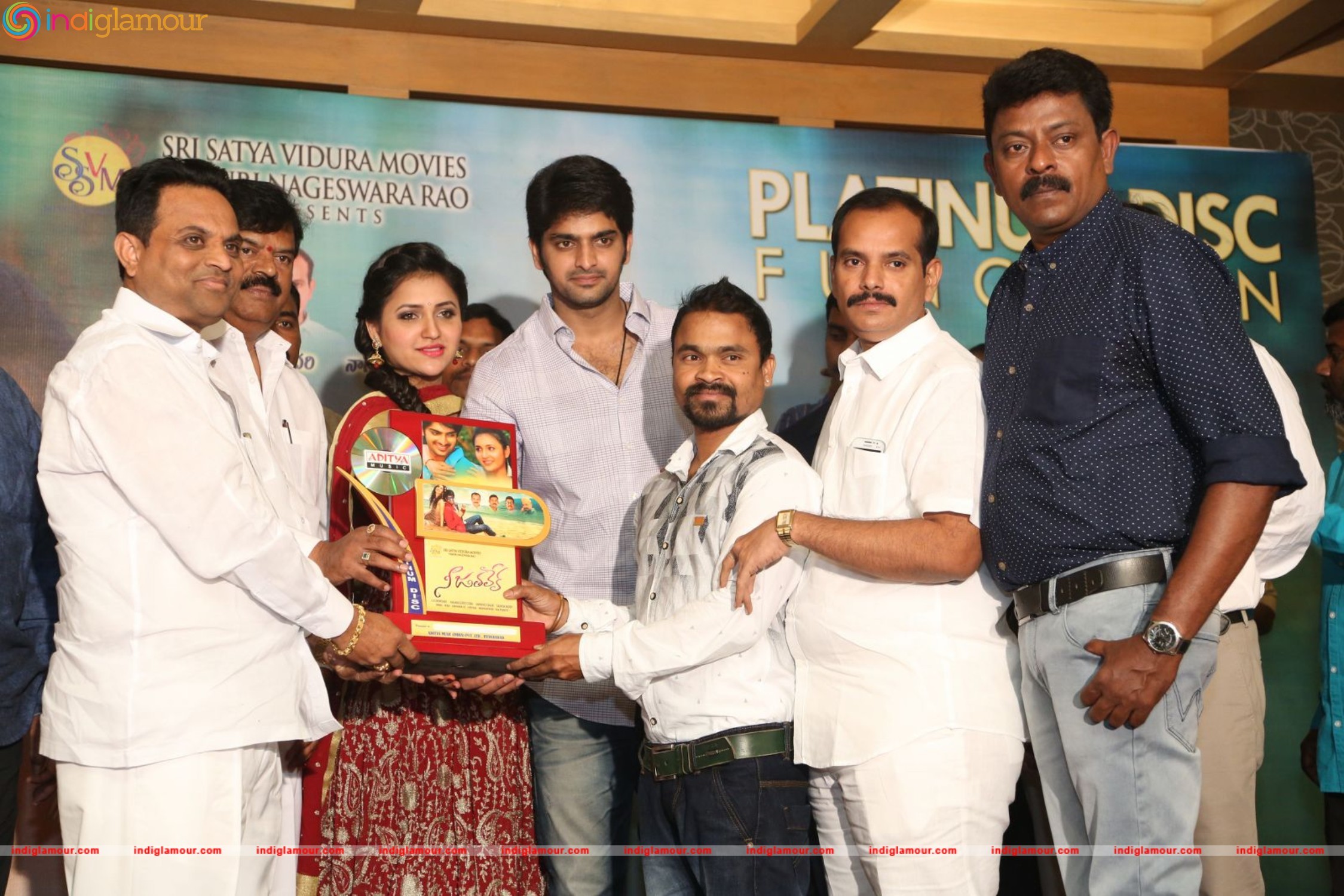 Nee Jathaleka Platinum Disc Function Event hd photo