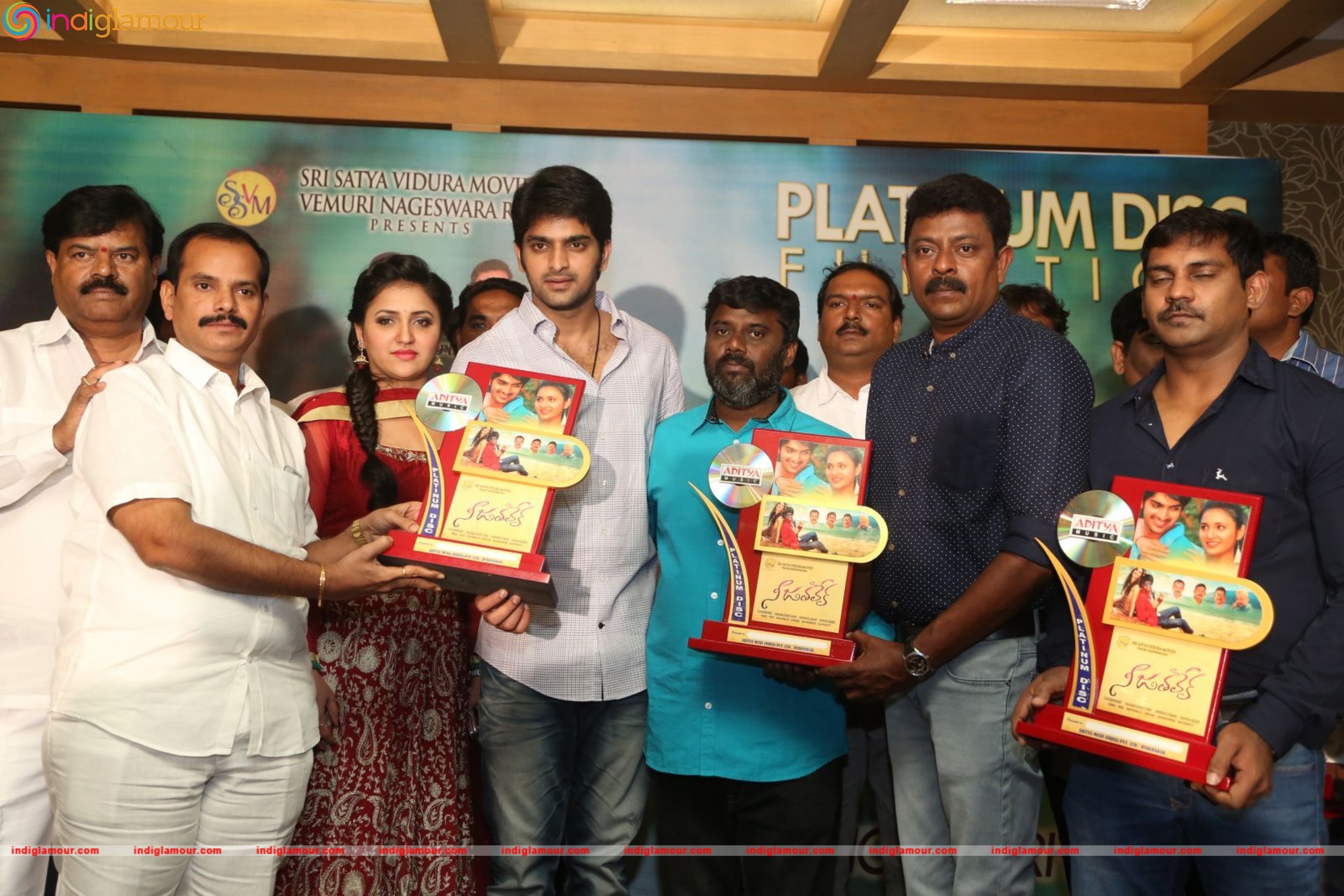 Nee Jathaleka Platinum Disc Function Event hd photo