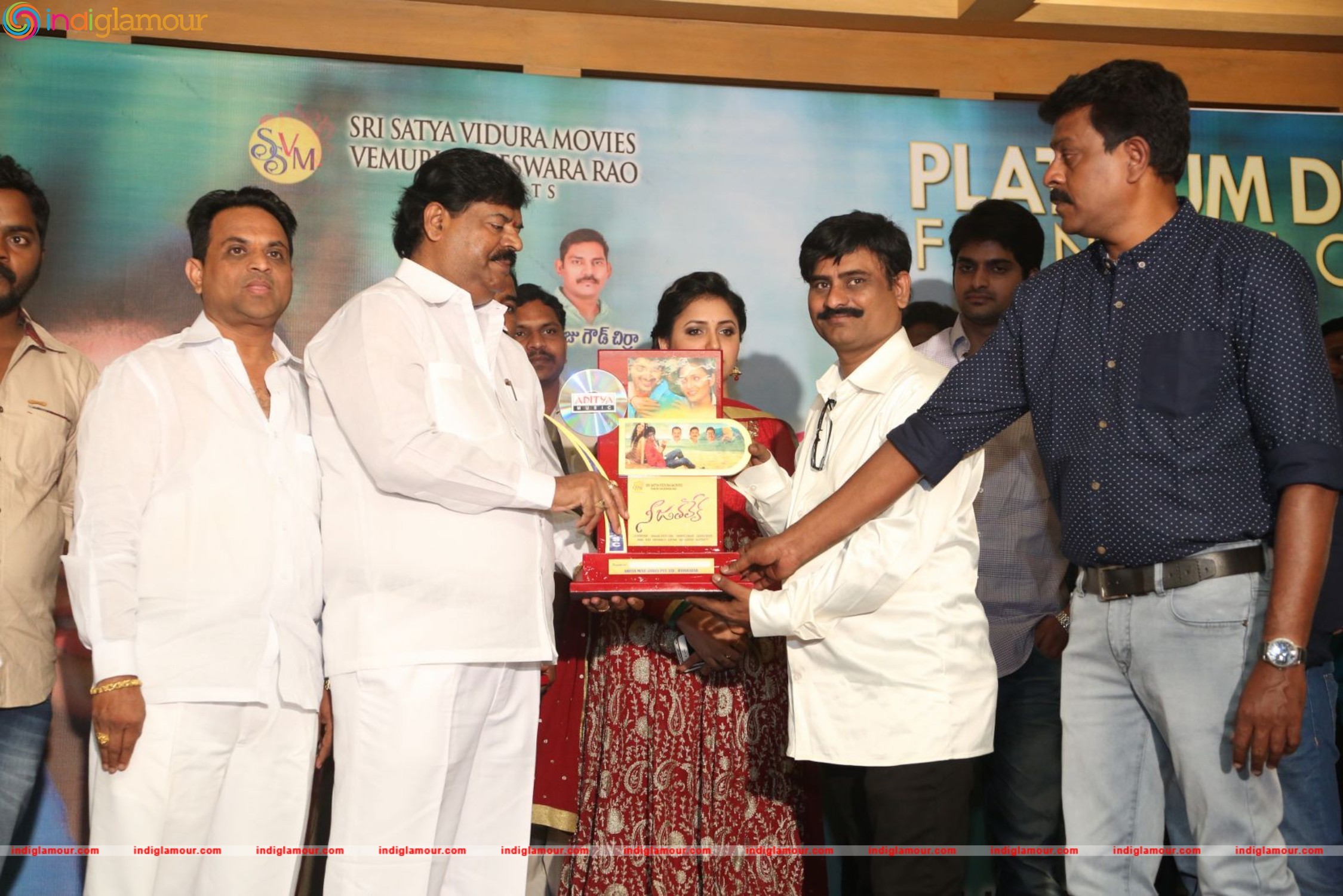 Nee Jathaleka Platinum Disc Function Event hd photo