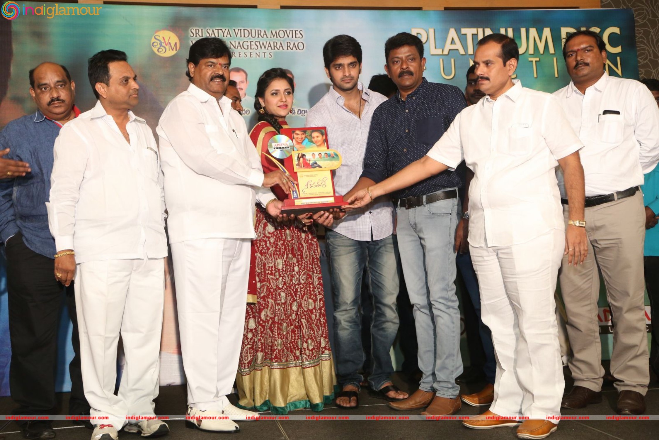 Nee Jathaleka Platinum Disc Function Event hd photo