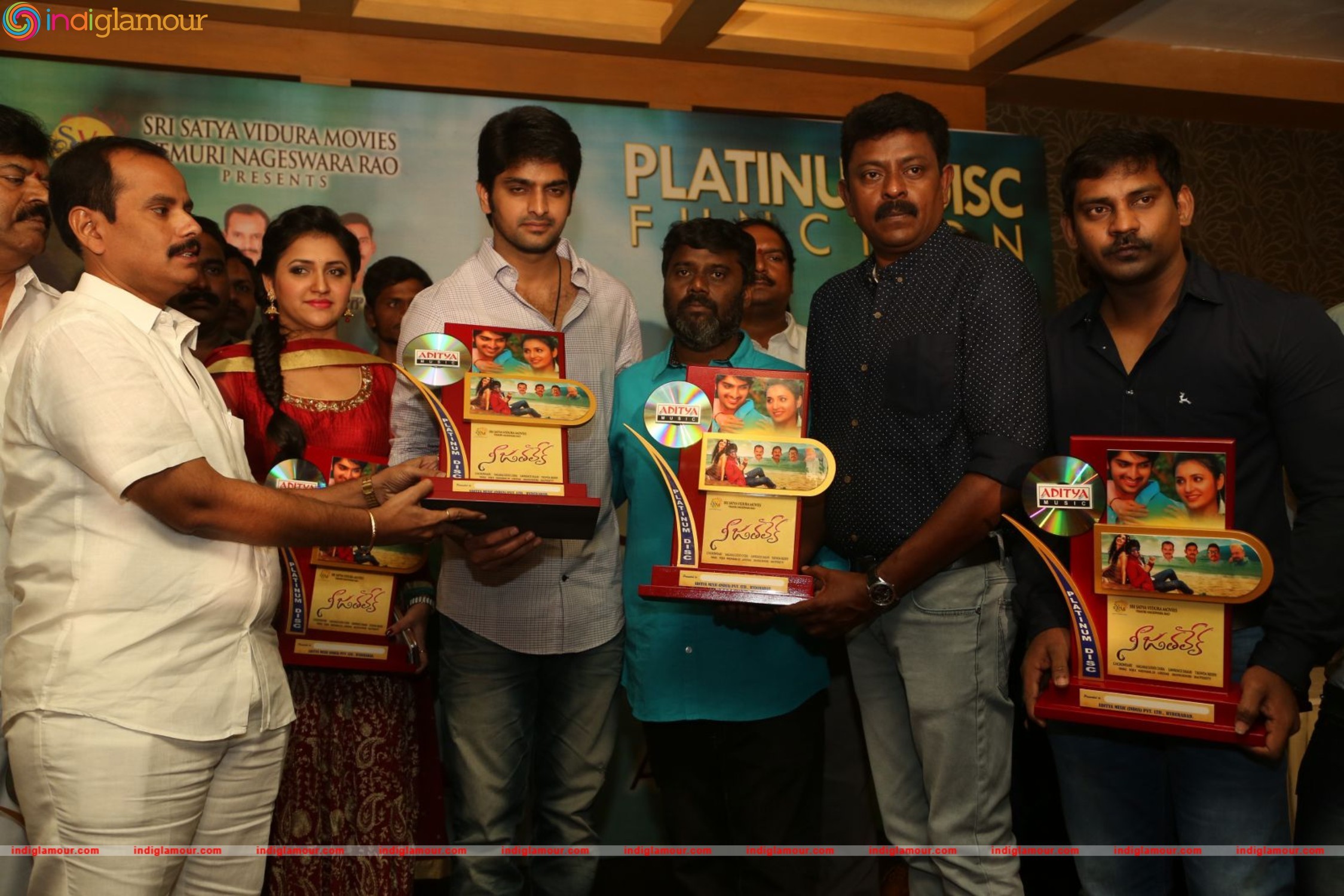 Nee Jathaleka Platinum Disc Function Event hd photo
