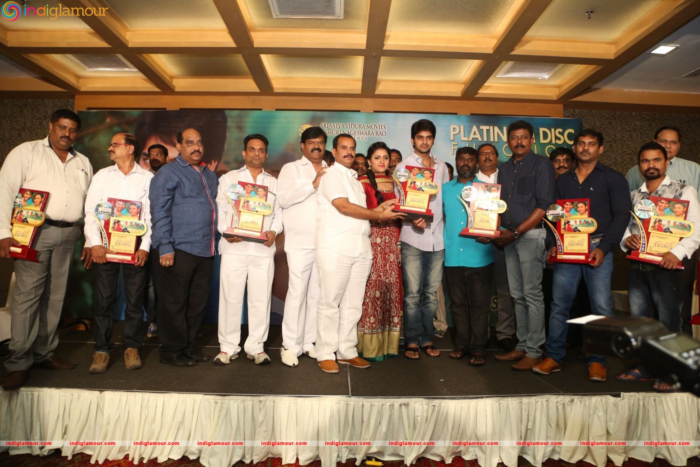 Nee Jathaleka Platinum Disc Function Event hd photo