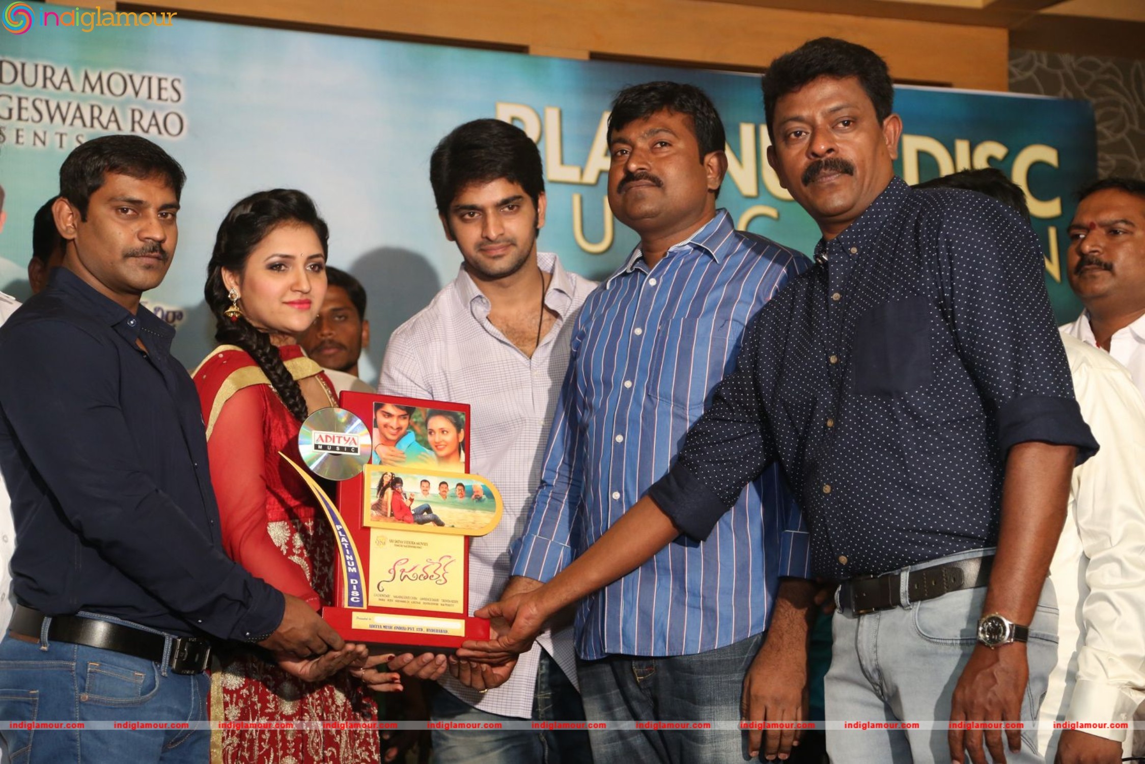 Nee Jathaleka Platinum Disc Function Event hd photo