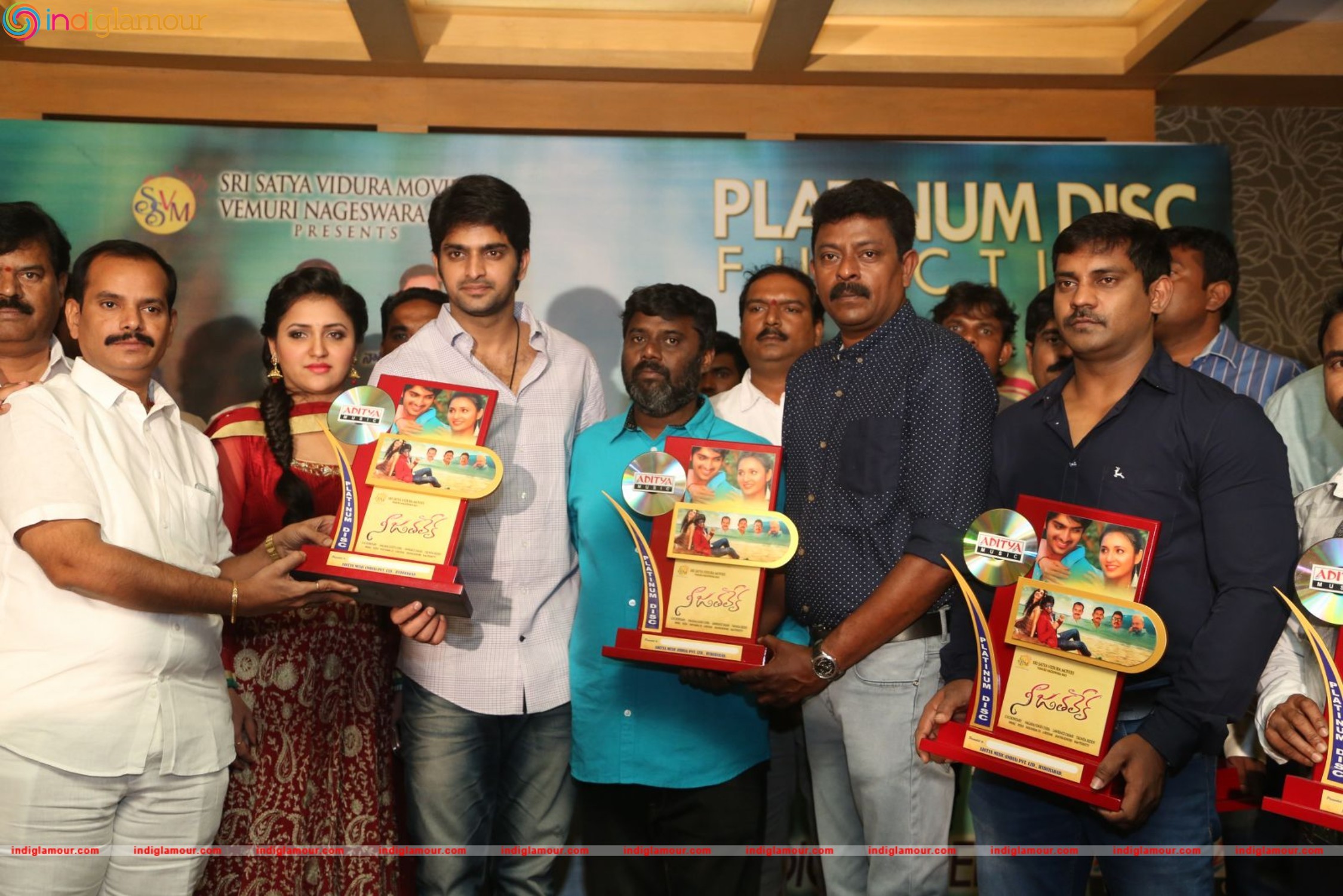 Nee Jathaleka Platinum Disc Function Event hd photo