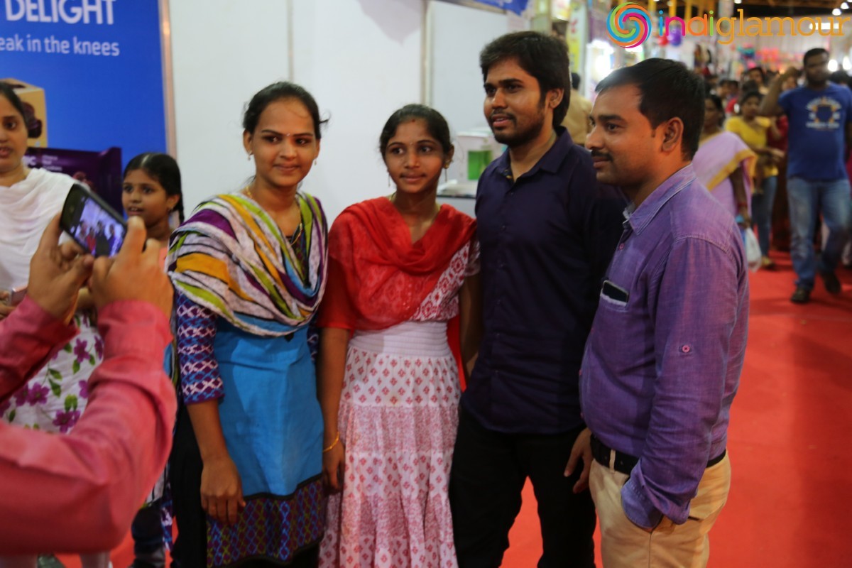 Rojulu Marayi Team In National Exhibition Event hd photo