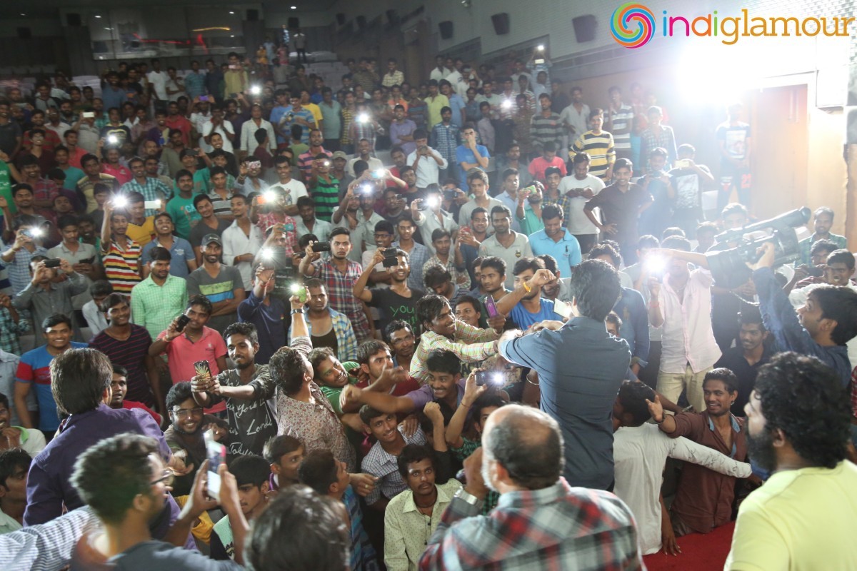 Rojulu Marayi Team In Rajdhani Theatre Dilshukhnagar Event hd photo