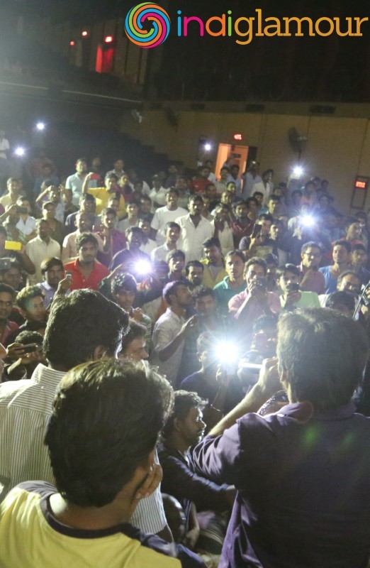 Rojulu Marayi Team In Sandhya Theatre Event hd photo