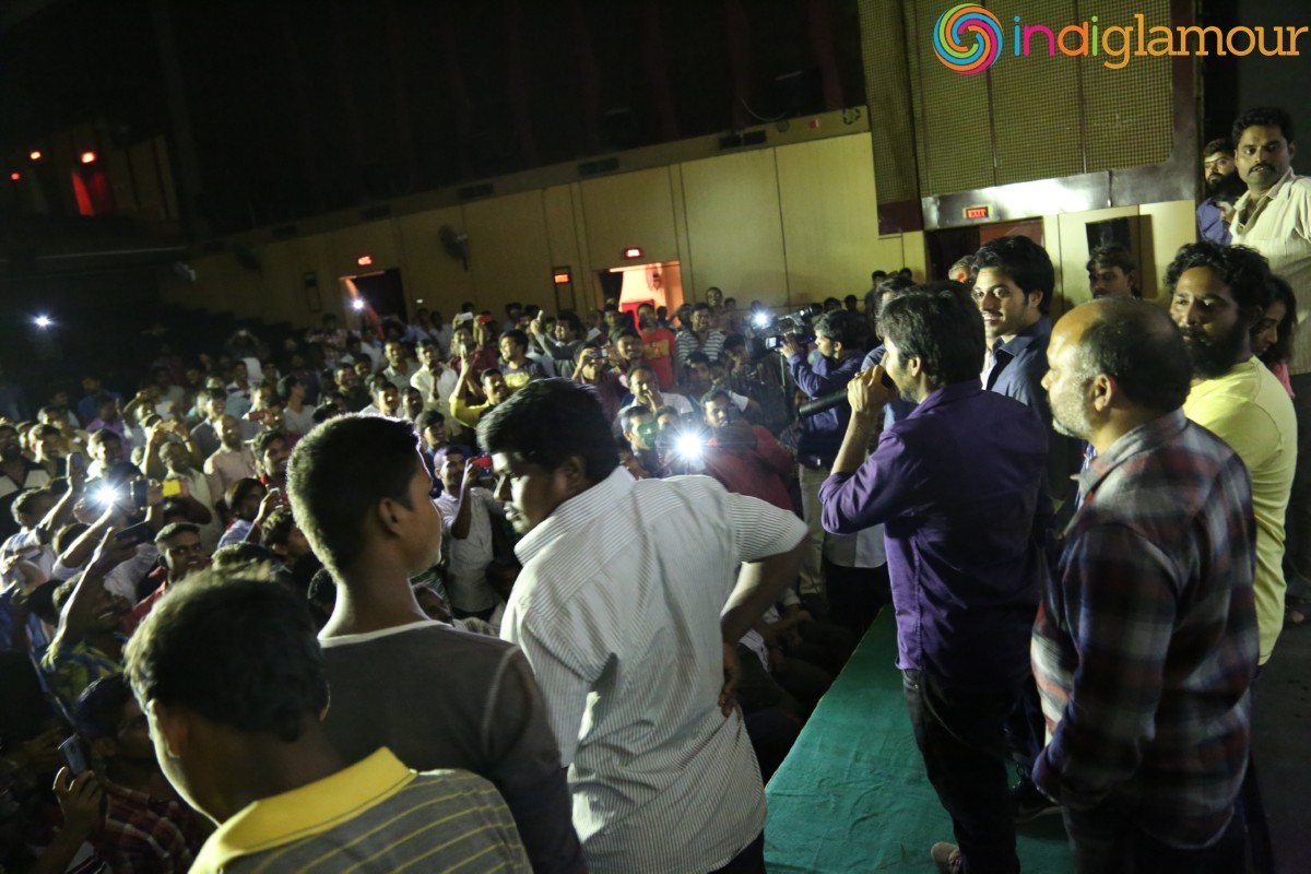 Rojulu Marayi Team In Sandhya Theatre Event hd photo