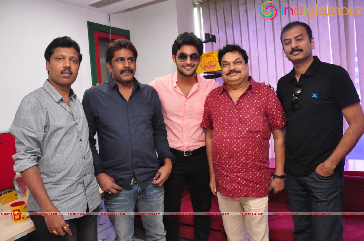 Chuttalabbayi Song Launch at Radio Mirchi Event hd photo