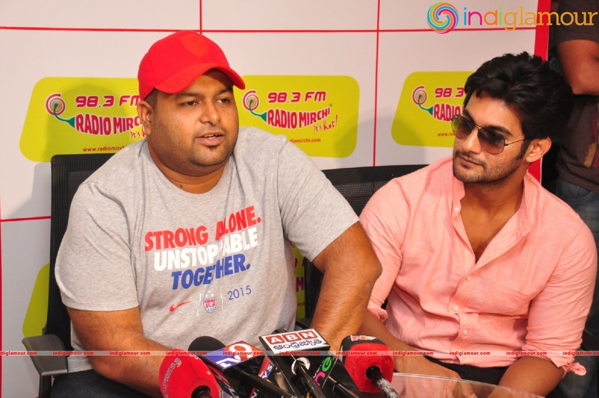 Chuttalabbayi Song Launch at Radio Mirchi Event hd photo