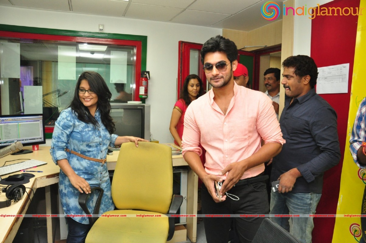 Chuttalabbayi Song Launch at Radio Mirchi Event hd photo