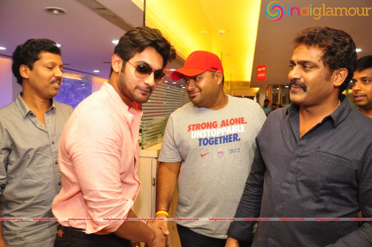 Chuttalabbayi Song Launch at Radio Mirchi Event hd photo