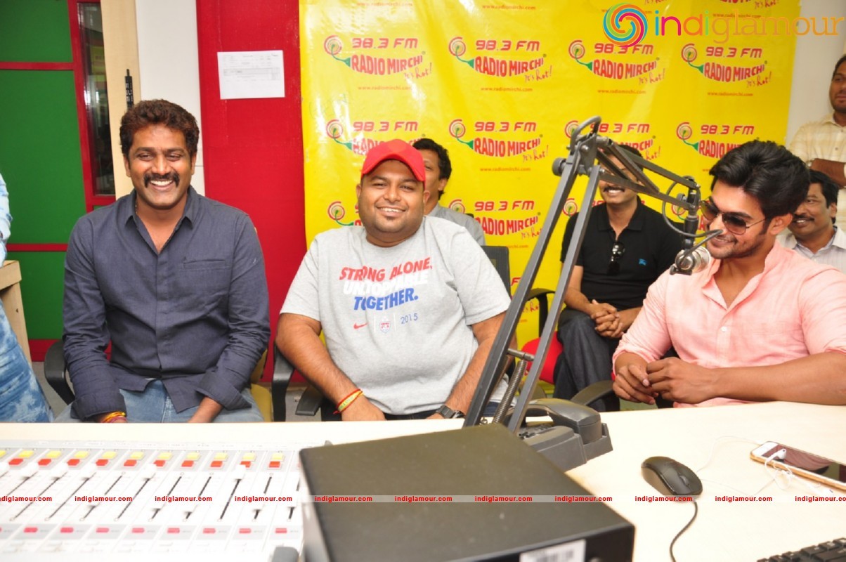 Chuttalabbayi Song Launch at Radio Mirchi Event hd photo