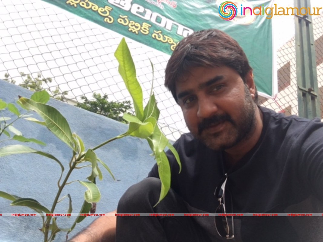 HARITHA HARAM with SRIKANTH and Mayor Event hd photo