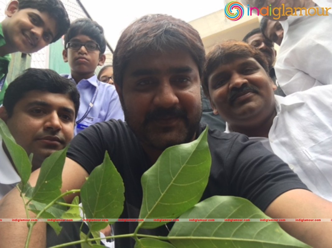 HARITHA HARAM with SRIKANTH and Mayor Event hd photo