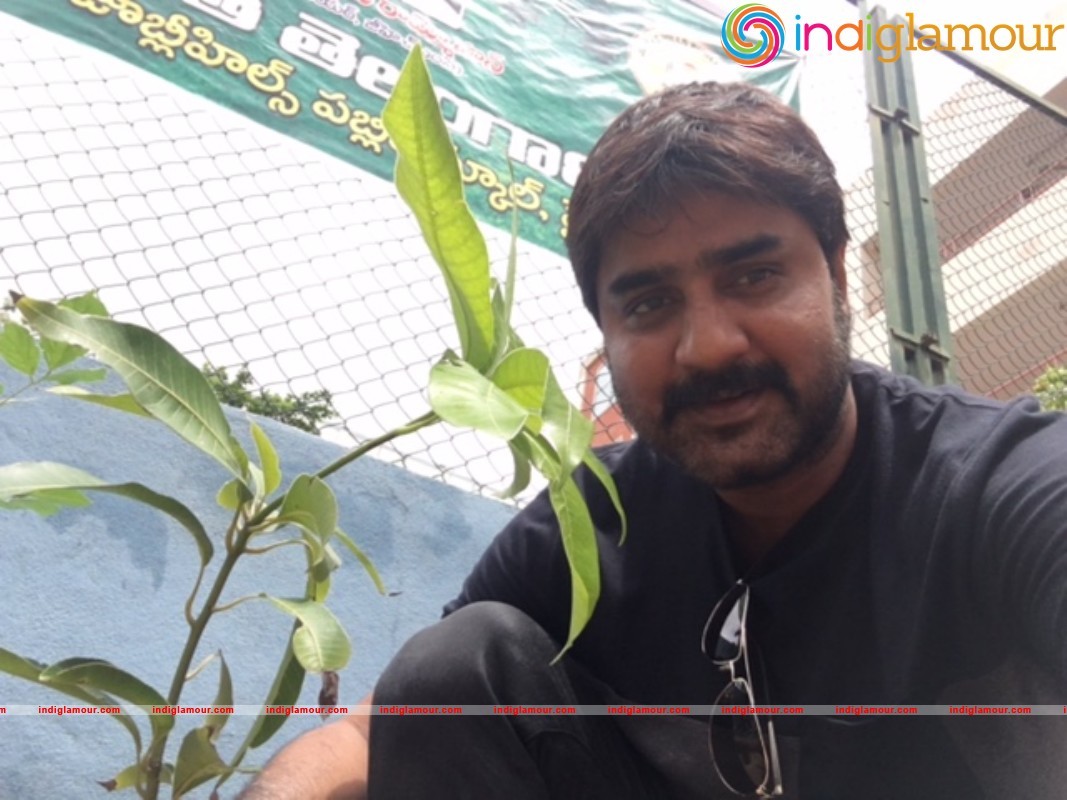 HARITHA HARAM with SRIKANTH and Mayor Event hd photo