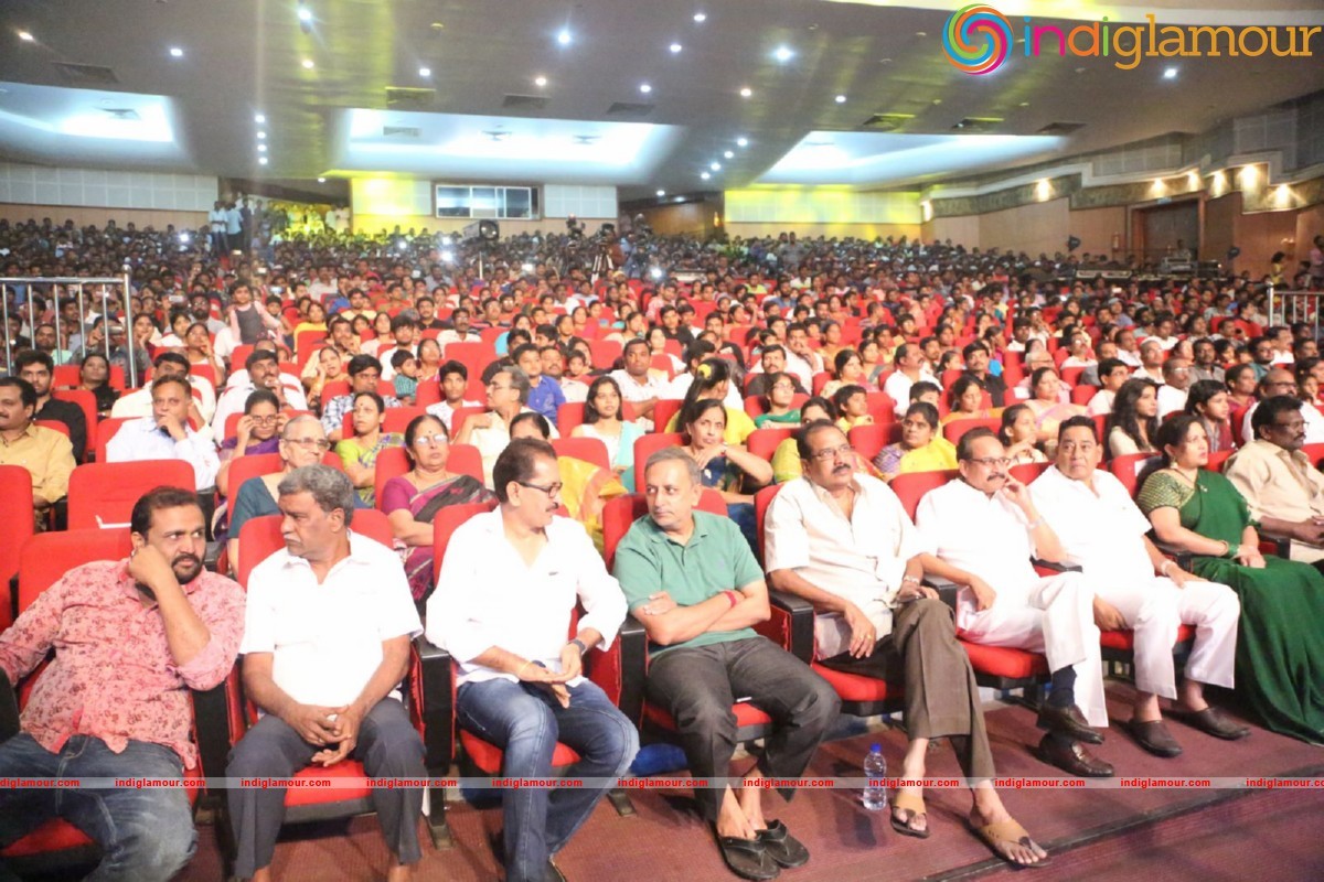 Babu Bangaram Movie Audio Launch Event hd photo