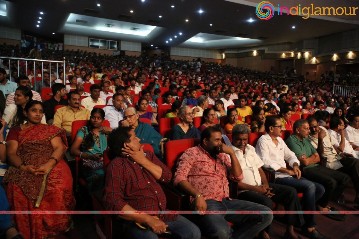 Babu Bangaram Movie Audio Launch Event hd photo