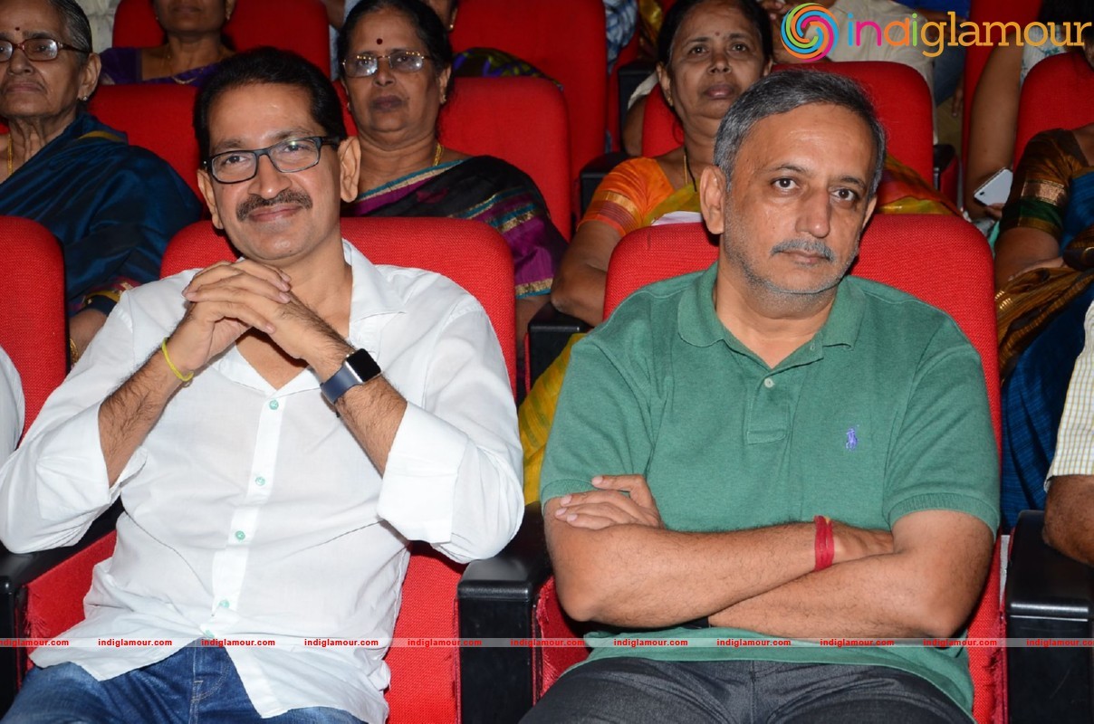 Babu Bangaram Movie Audio Launch Event hd photo
