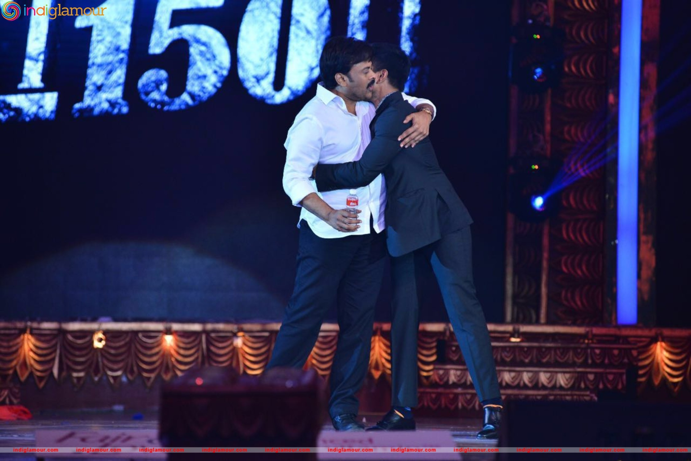 Megastar Chiranjeevi and Ram Charan Best Moment at CineMAA Awards Event hd photo