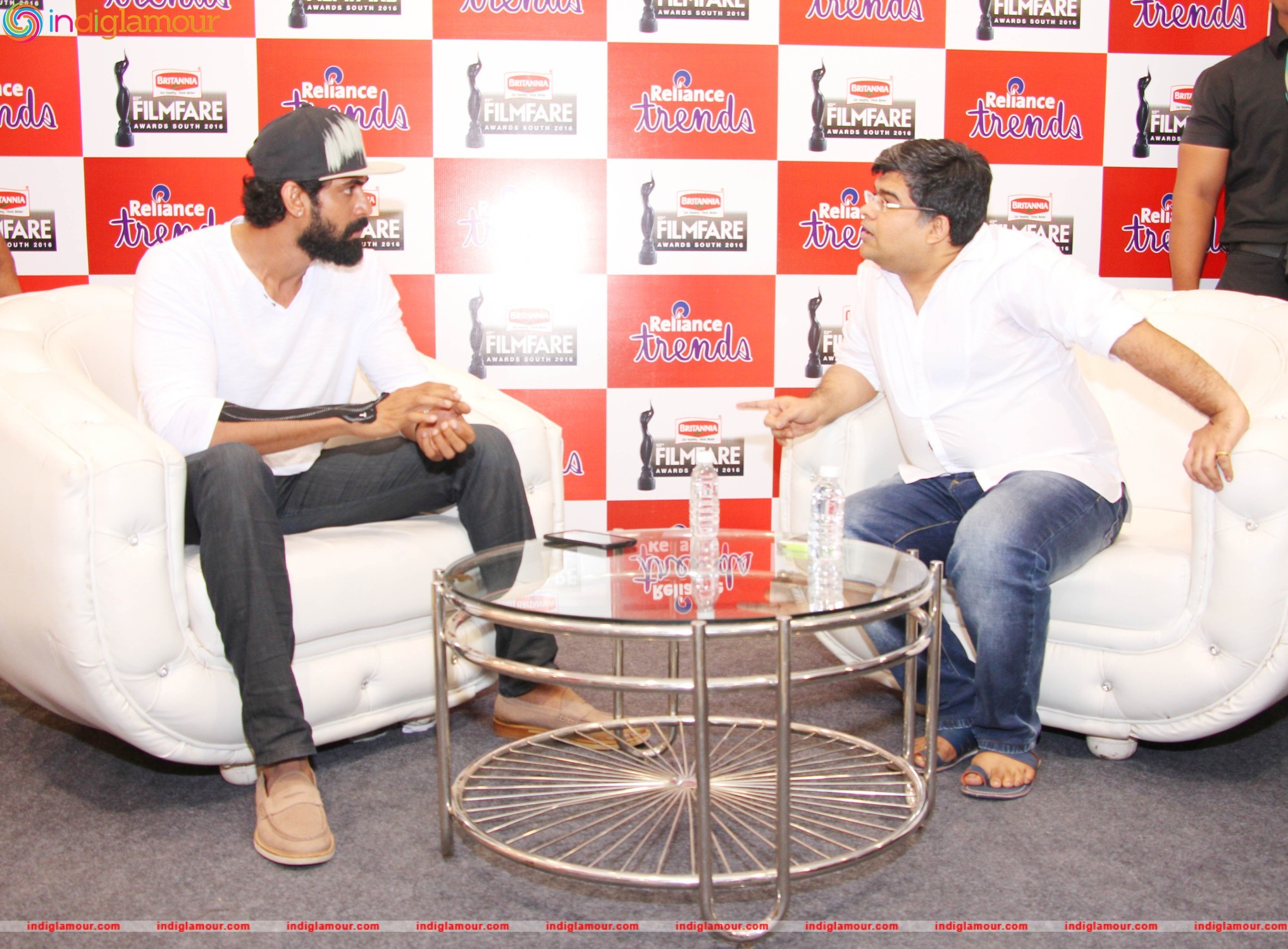 Reliance Trends Forum Mall Store Gets a Taste of Filmfare South Awards Event hd photo