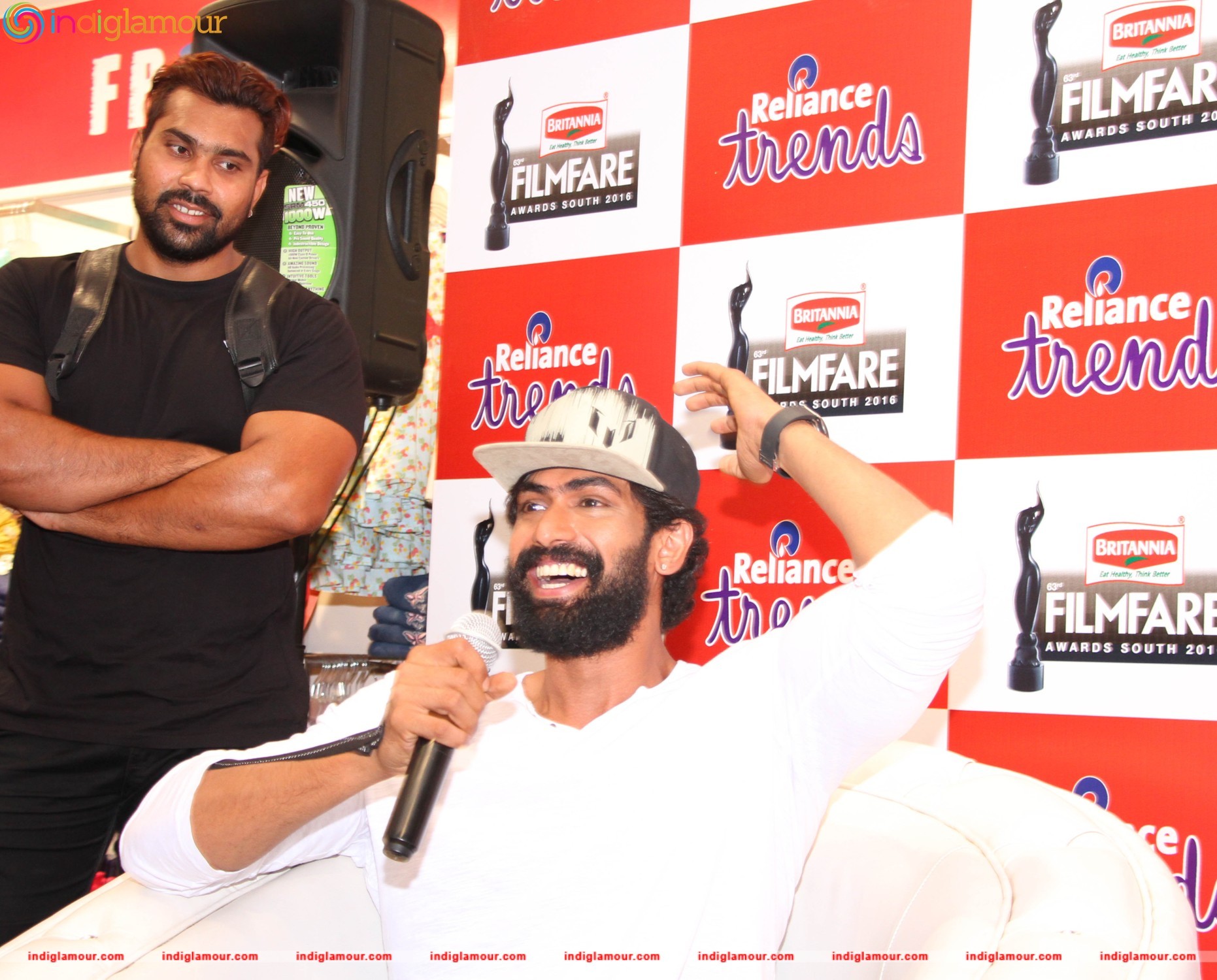 Reliance Trends Forum Mall Store Gets a Taste of Filmfare South Awards Event hd photo