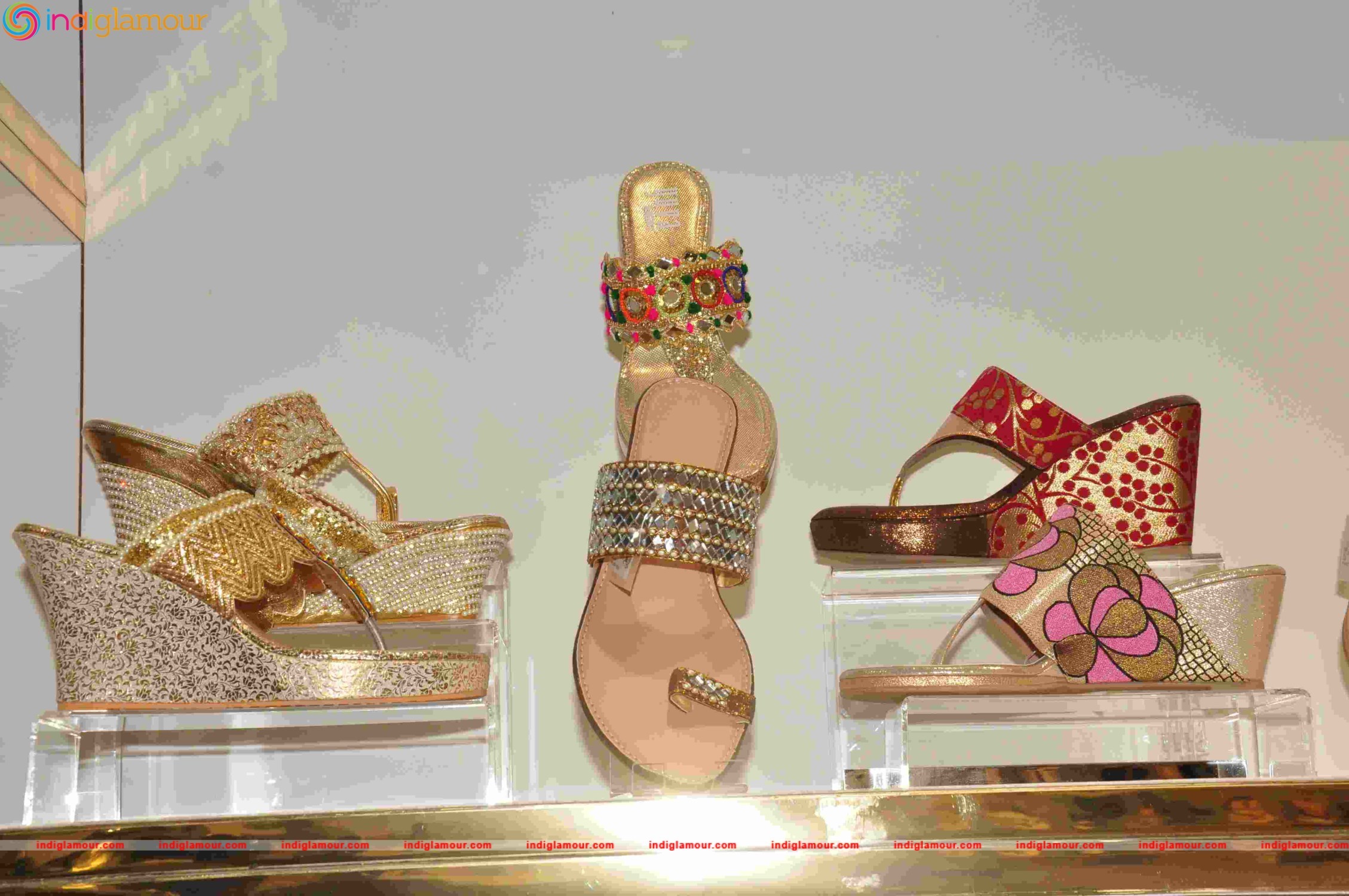 Neeru Opens Yuva Footwear Event hd photo