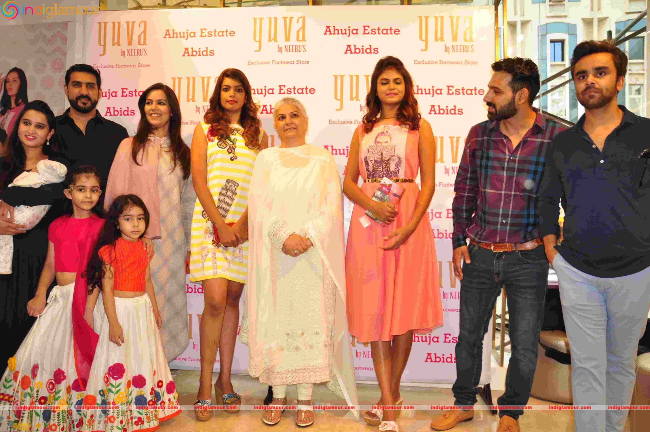 Neeru Opens Yuva Footwear Event hd photo