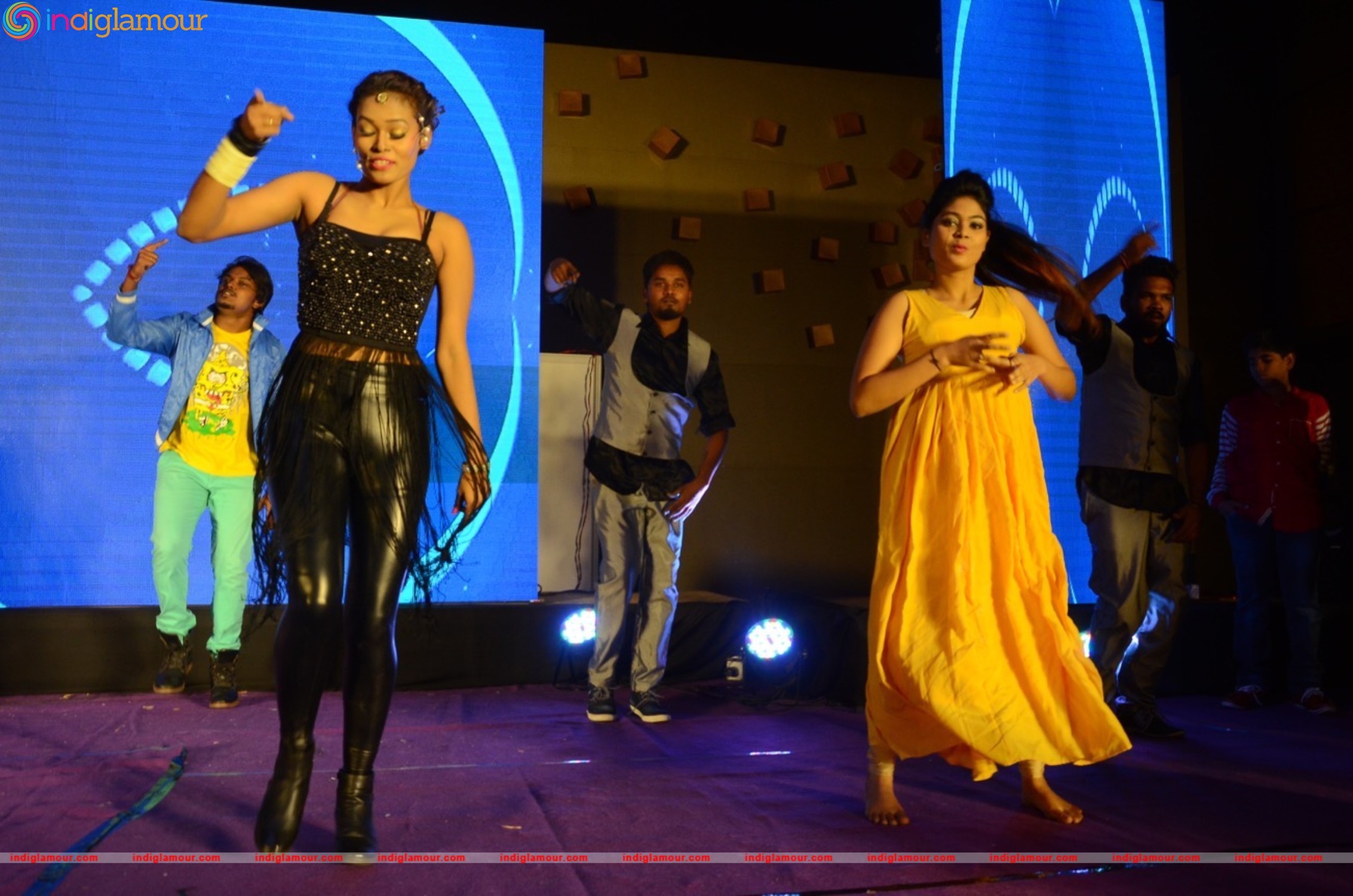 Nee Jathaleka Audio Launch Event hd photo