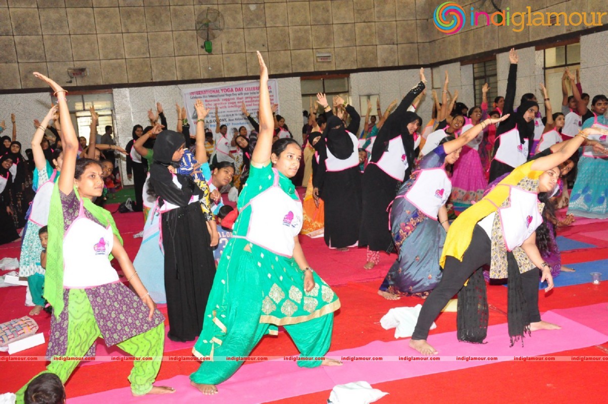 Kovida Sahrudaya International Yoga Day Celebrations Event hd photo